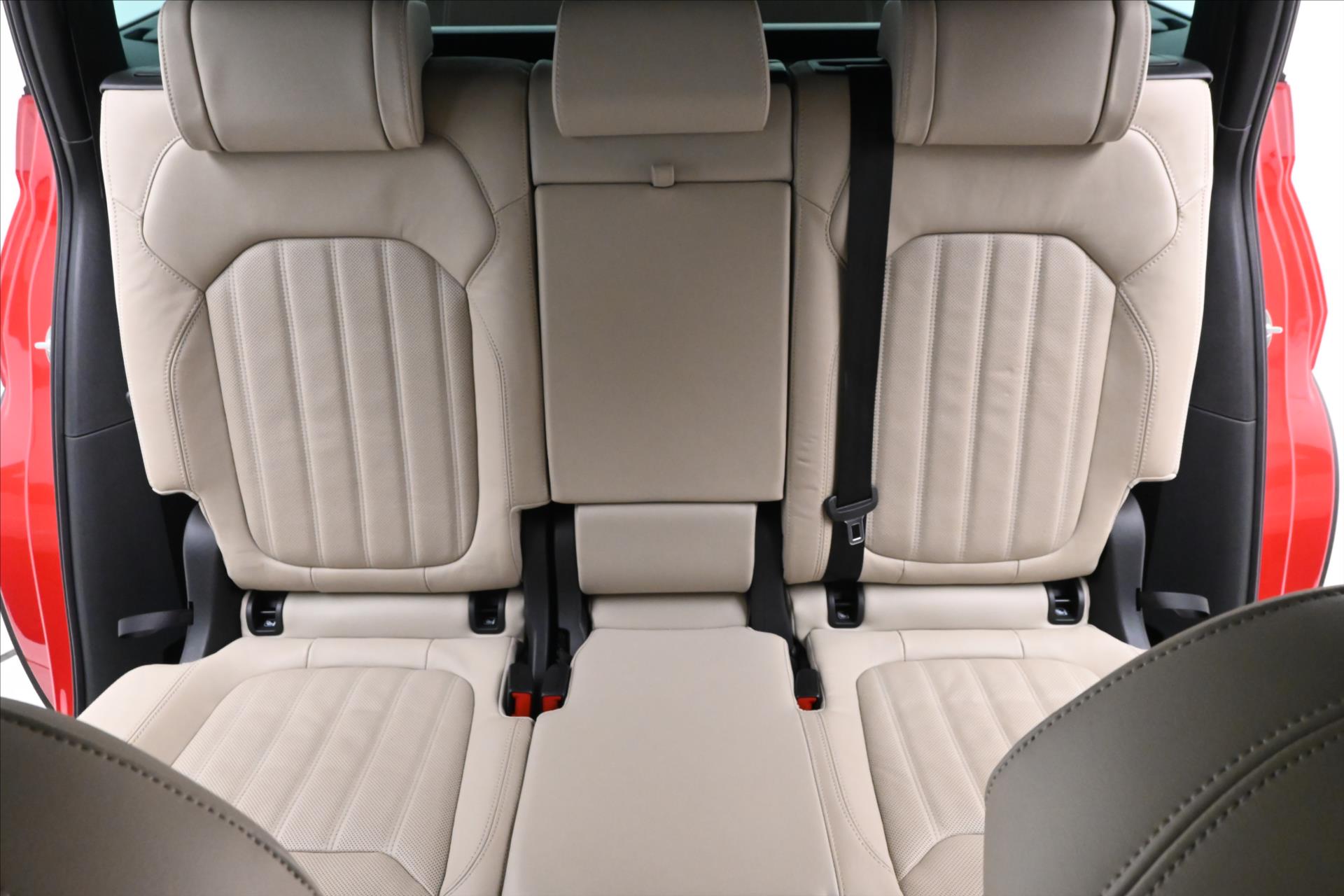 Hlavní fotografie vozu Škoda Kodiaq 2,0 TDI 110 kW DSG L&K 7Míst Záruka až 5 let (30)