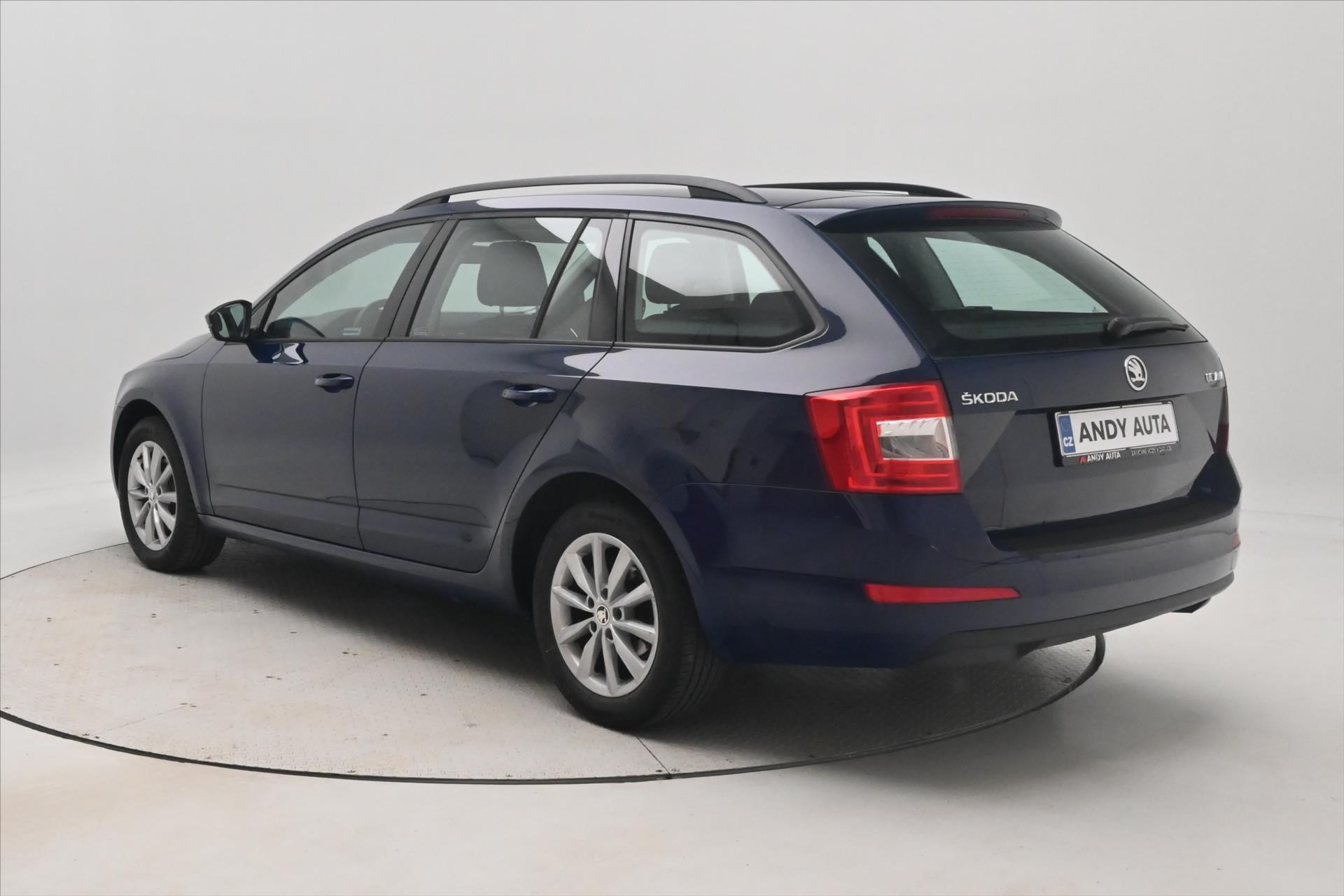 Hlavní fotografie vozu Škoda Octavia 1,6 TDI 77 kW Ambition (7)