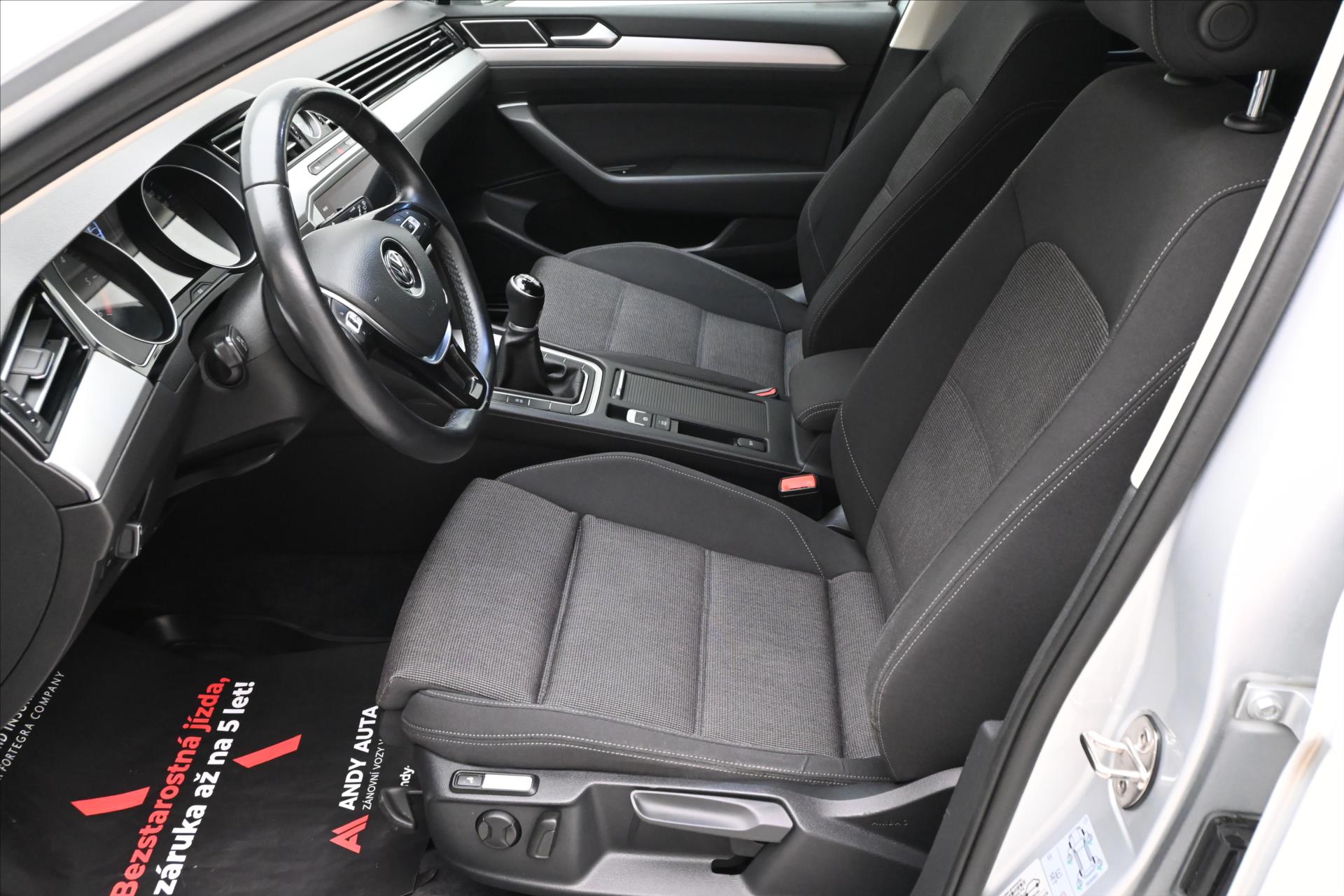 Main photo of the car Volkswagen Passat 2.0 TDI 110 kW Navigation Warranty up to 5 years (14)