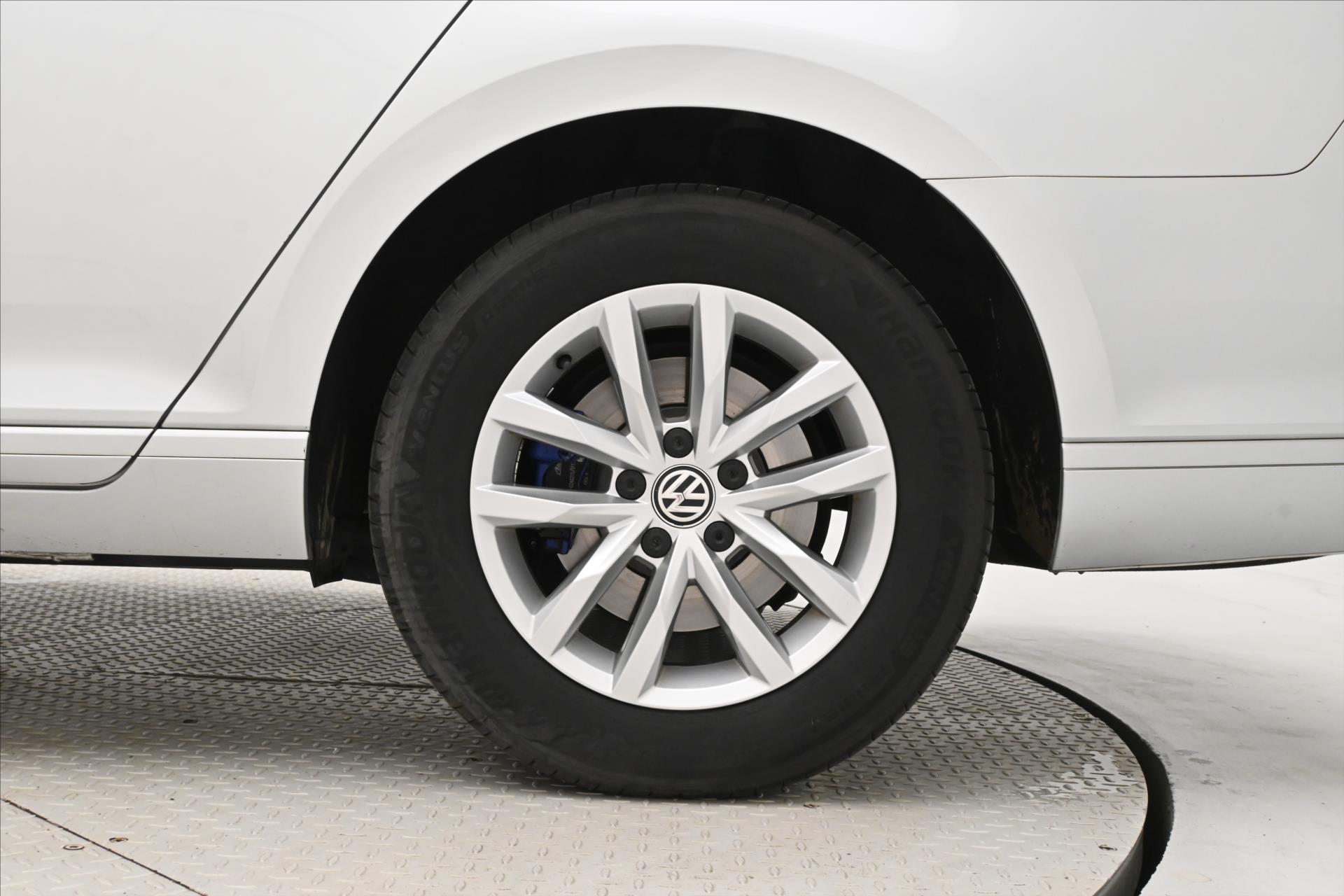 Main photo of the car Volkswagen Passat 2.0 TDI 110 kW Navigation Warranty up to 5 years (32)