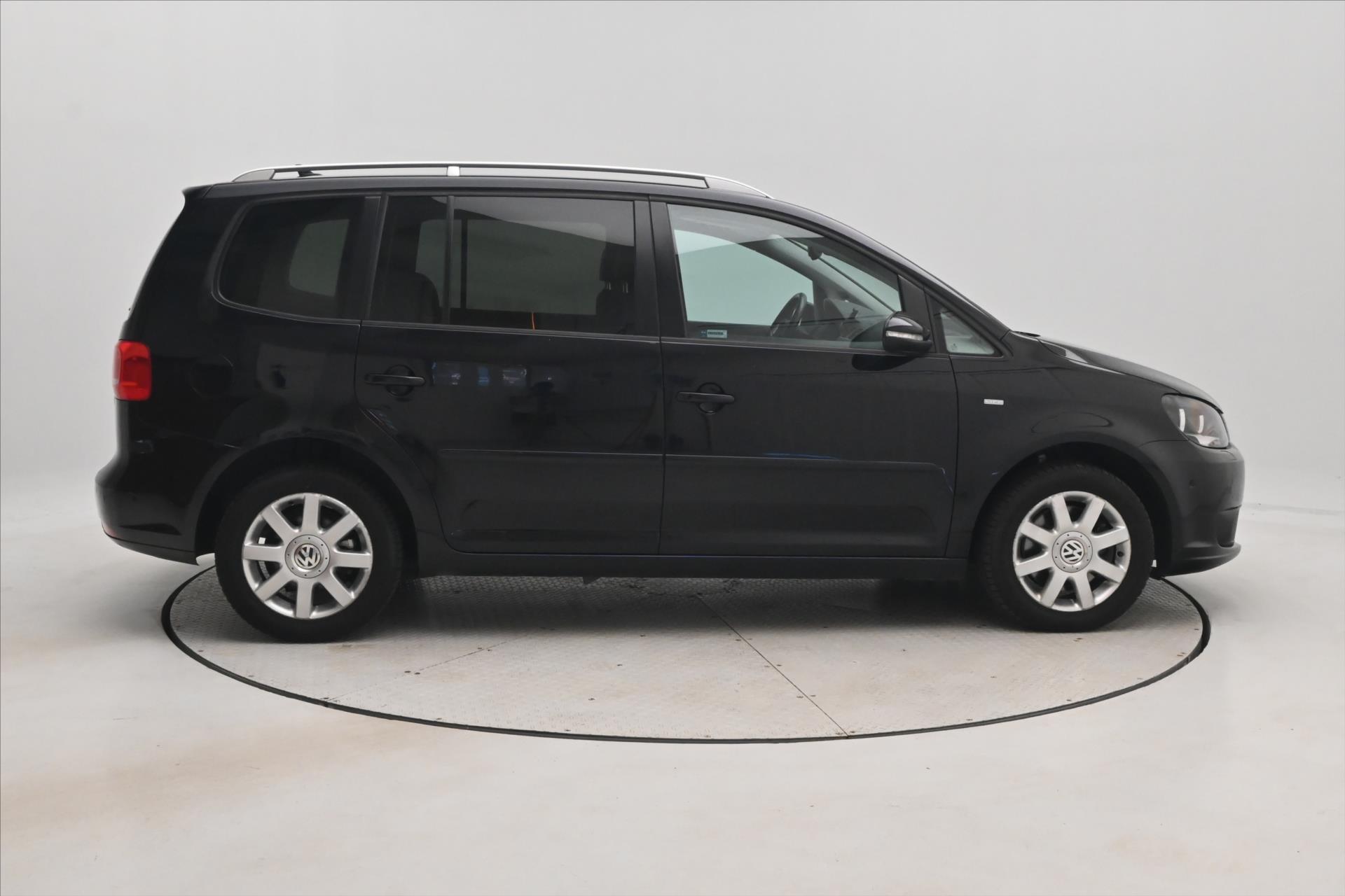 Main photo of the car Volkswagen Touran 2.0 TDI 103kW DSG 7 seats new MOT (4)