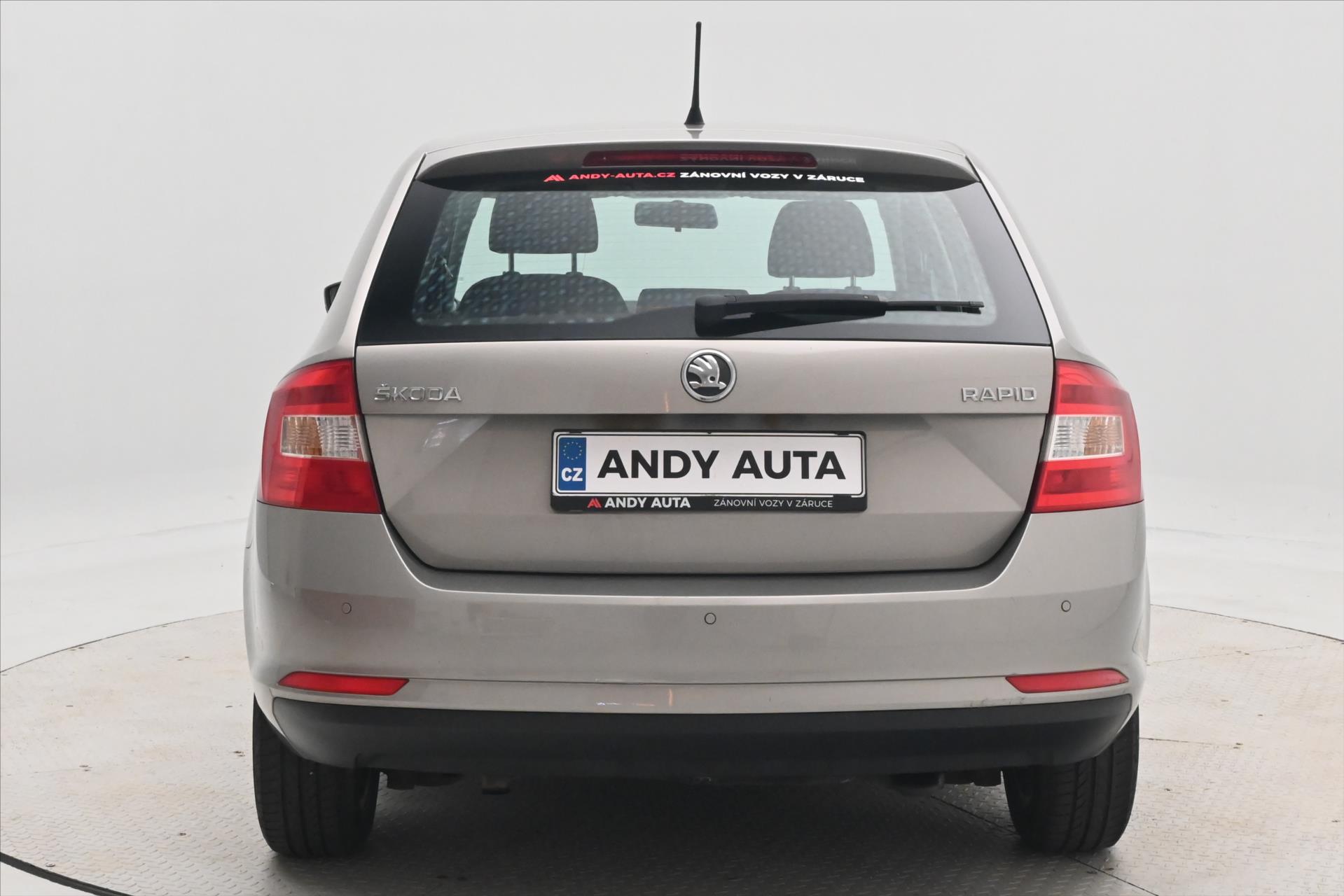 Hlavní fotografie vozu Škoda Rapid 1,6 TDI 66 kW Ambition (7)