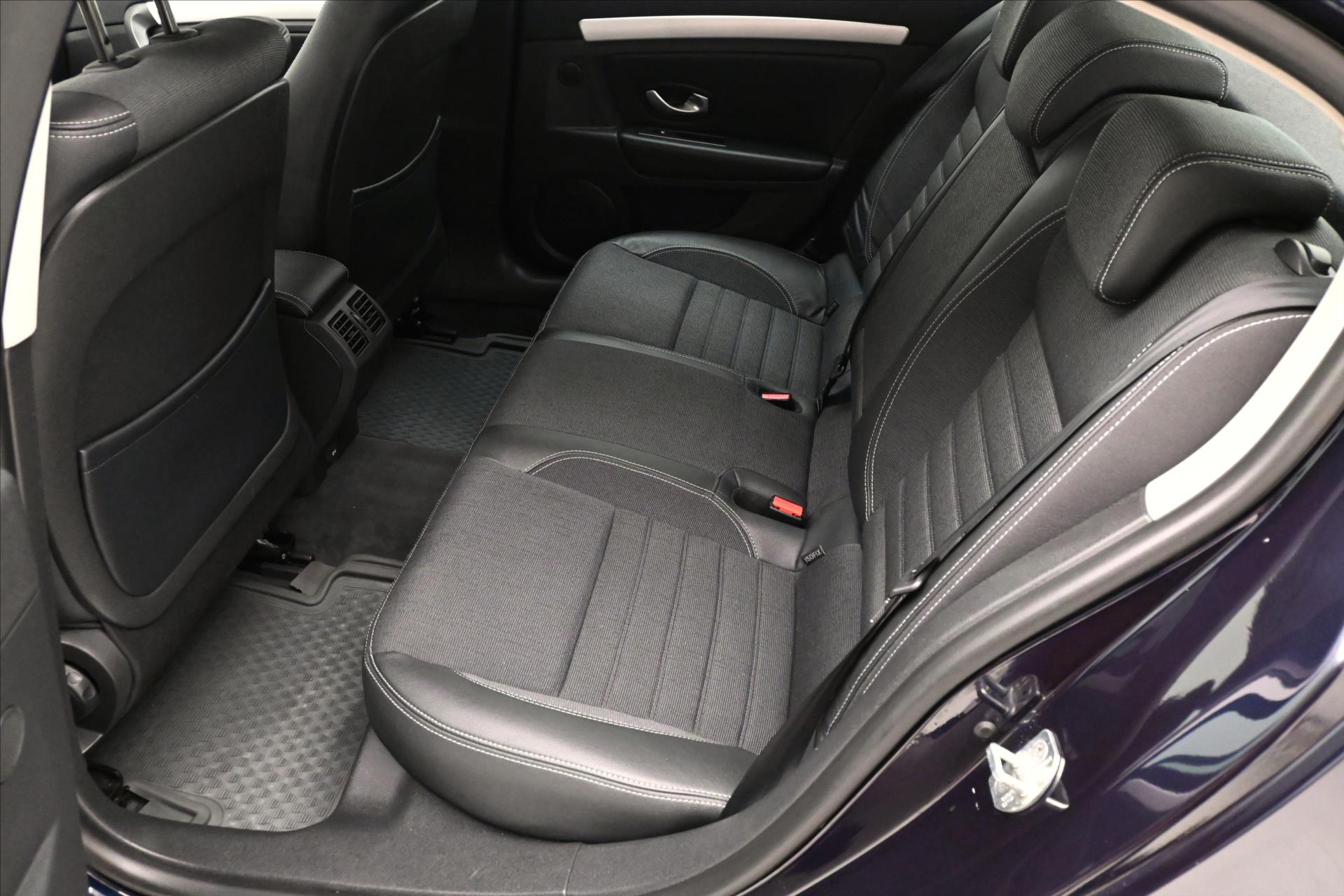 Hlavní fotografie vozu Renault Laguna 2,0 dCi 110 kW Xenon nová STK (14)