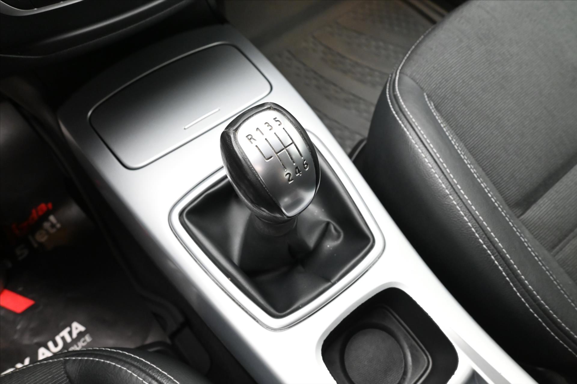 Hlavní fotografie vozu Renault Laguna 2,0 dCi 110 kW Xenon nová STK (21)