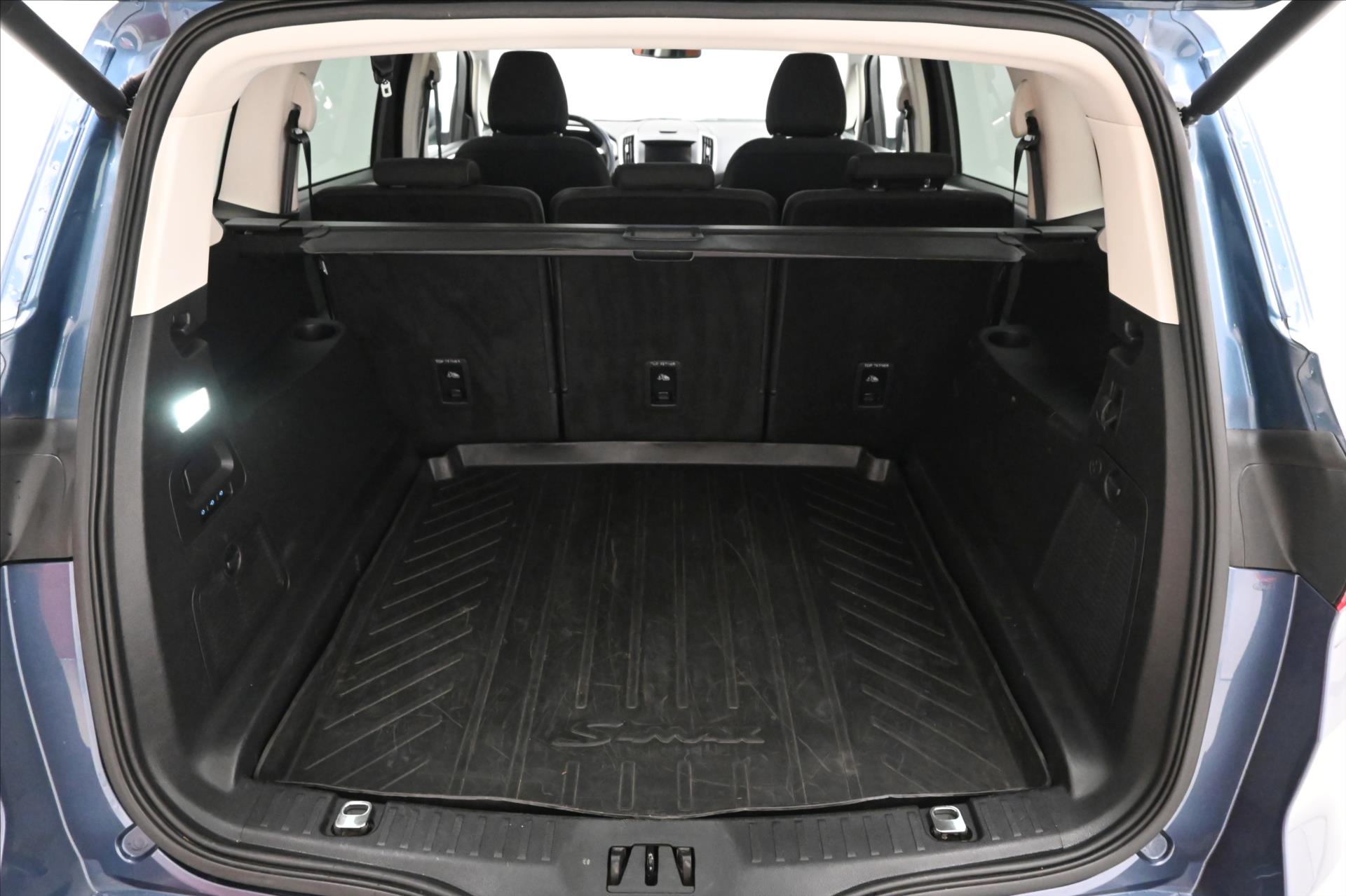 Hlavní fotografie vozu Ford S-MAX 2,0 TDCi 110kW AT8 Titanium Záruka až 5 let (10)