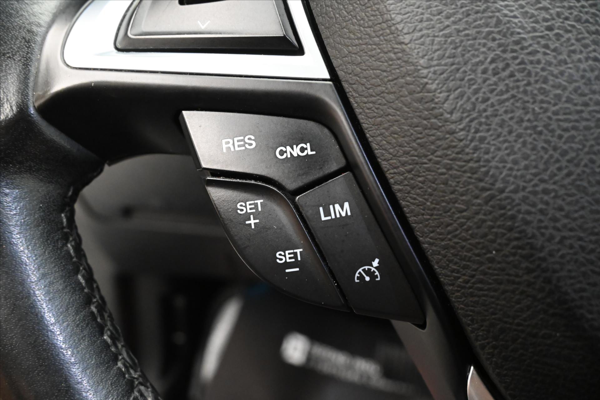Hlavní fotografie vozu Ford S-MAX 2,0 TDCi 110kW AT8 Titanium Záruka až 5 let (22)