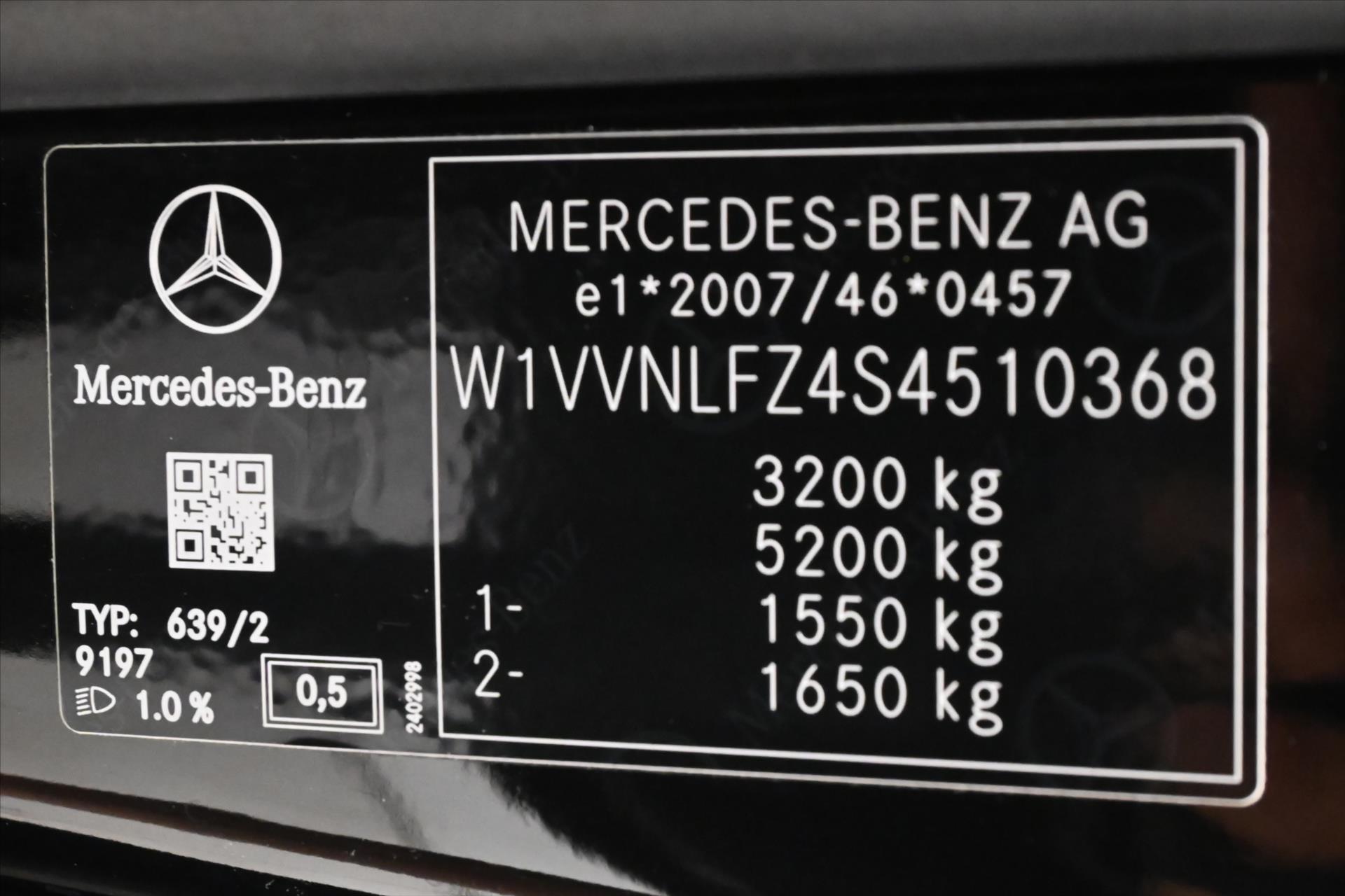 Hlavní fotografie vozu Mercedes-Benz Třídy V 2,0 300D 174kW XL Avantgarde 8míst Záruka až 5 (11)