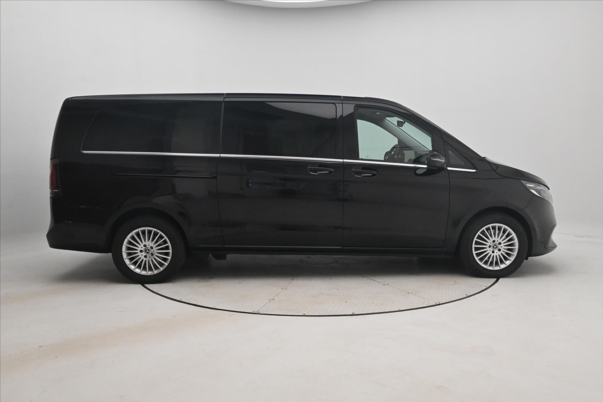 Hlavní fotografie vozu Mercedes-Benz Třídy V 2,0 300D 174kW XL Avantgarde 8míst Záruka až 5 (4)