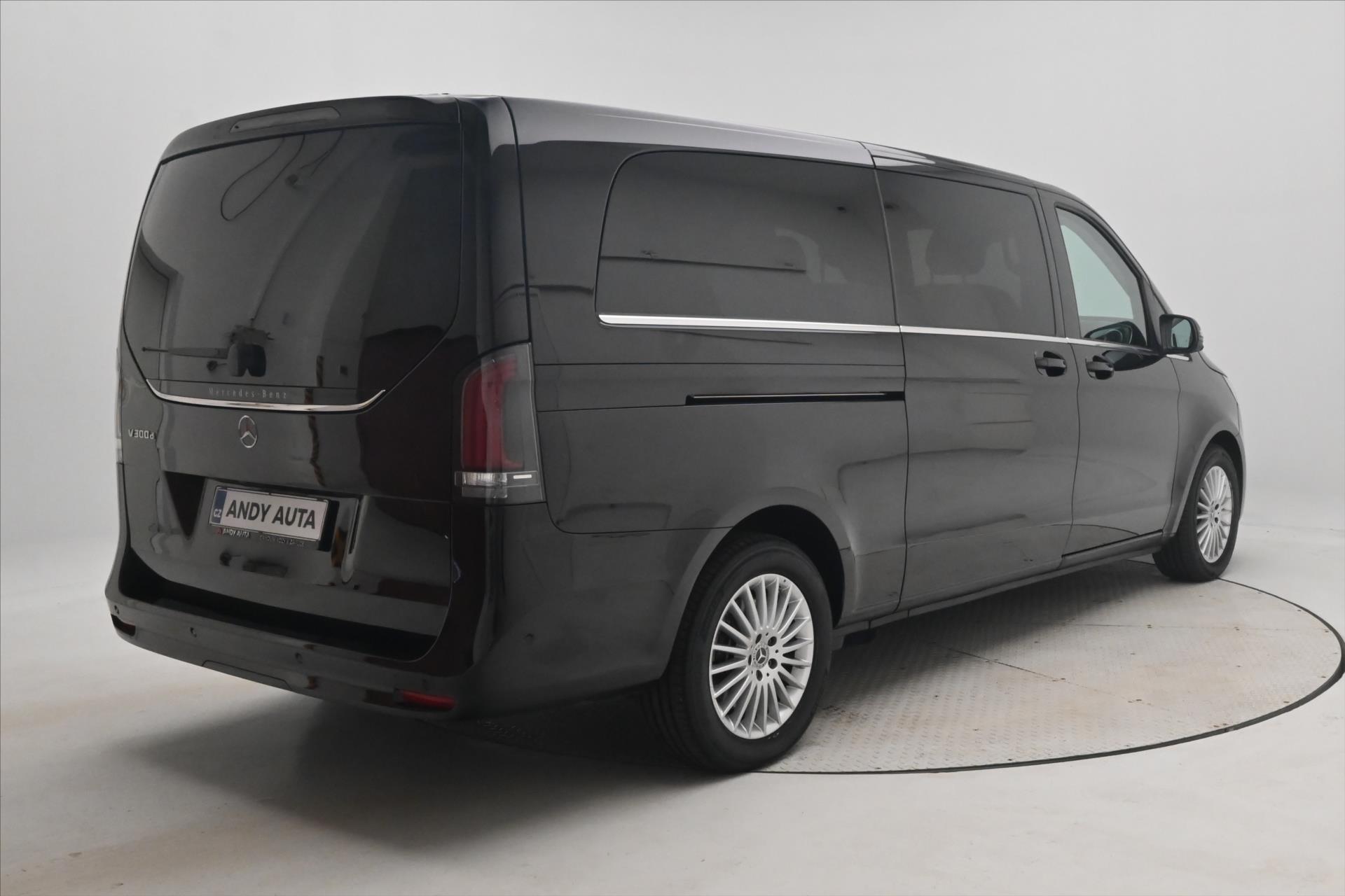 Hlavní fotografie vozu Mercedes-Benz Třídy V 2,0 300D 174kW XL Avantgarde 8míst Záruka až 5 (5)