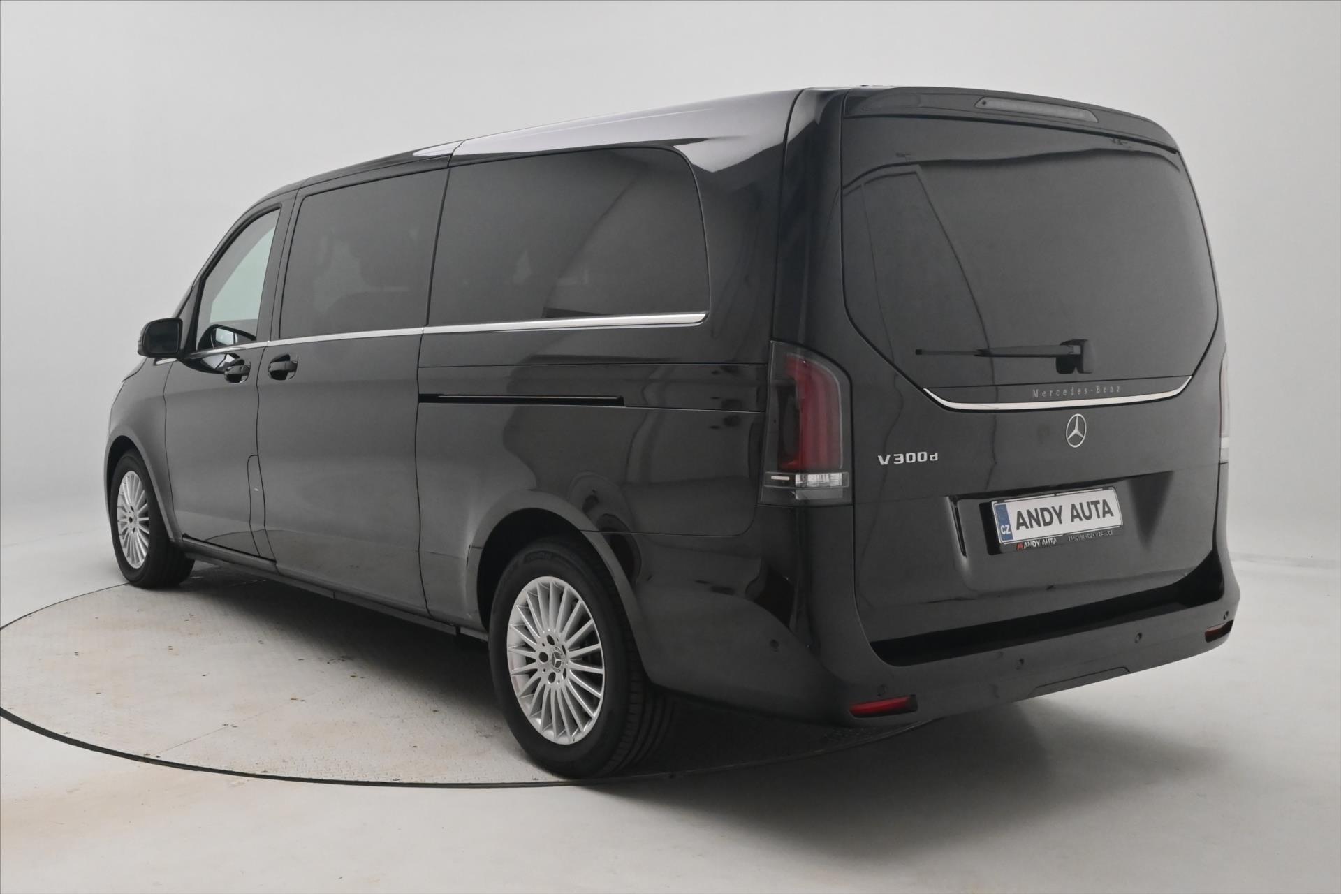 Hlavní fotografie vozu Mercedes-Benz Třídy V 2,0 300D 174kW XL Avantgarde 8míst Záruka až 5 (7)