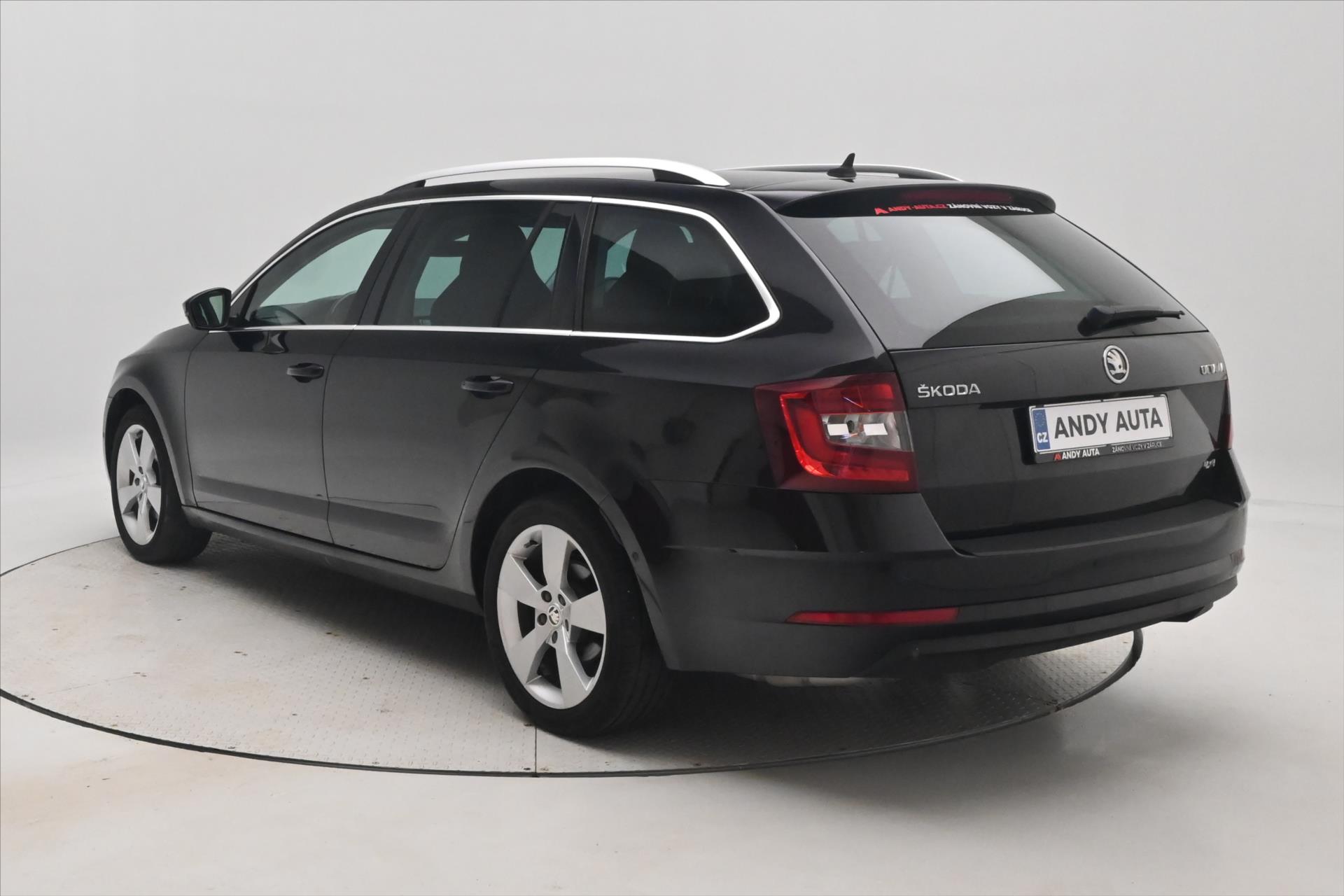 Hlavní fotografie vozu Škoda Octavia 2,0 TDI 110kW 4x4 Tažné Záruka až 5 let (8)