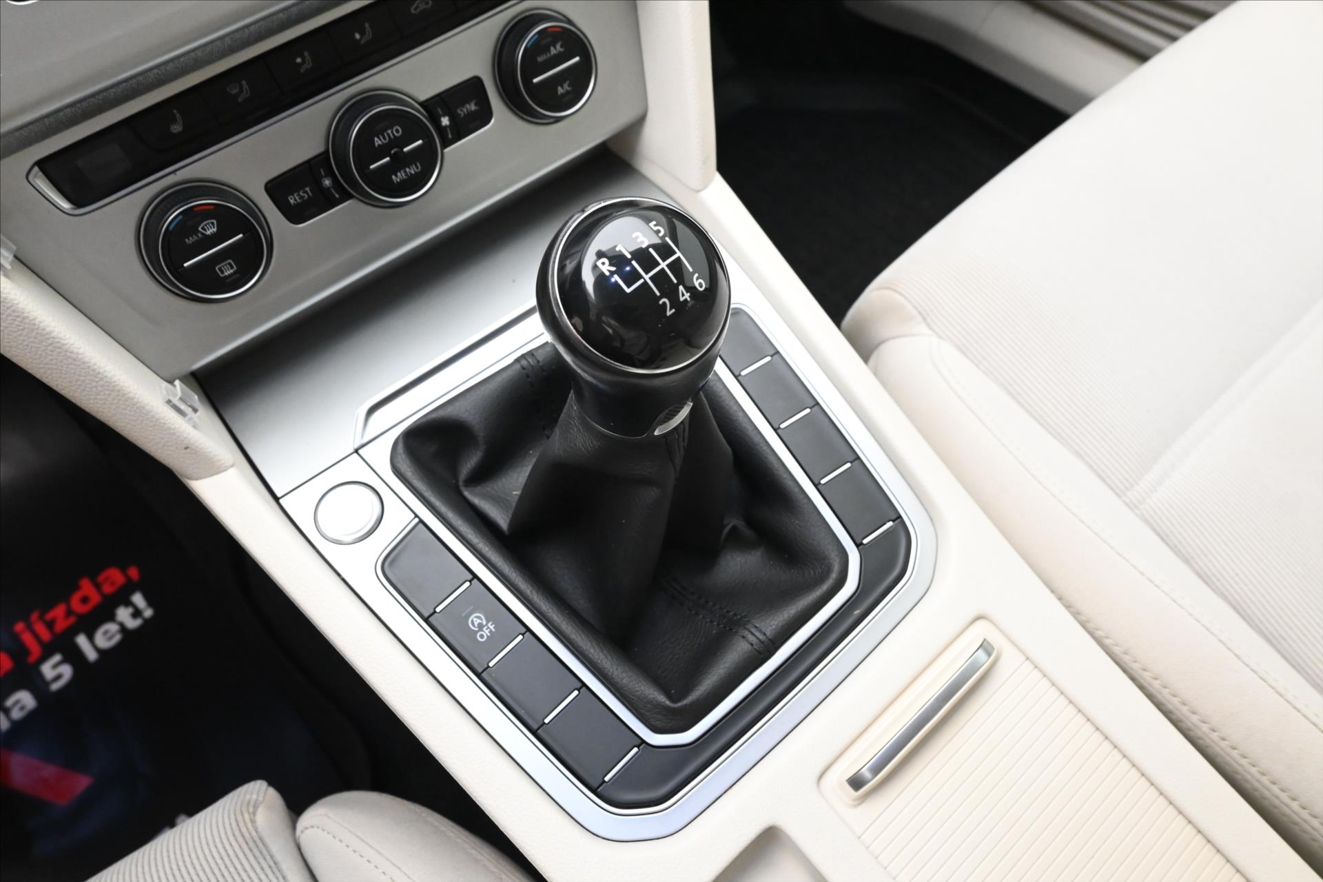 Hlavní fotografie vozu Volkswagen Passat 2,0 TDI 110kW Tažné Záruka až 5 let (24)