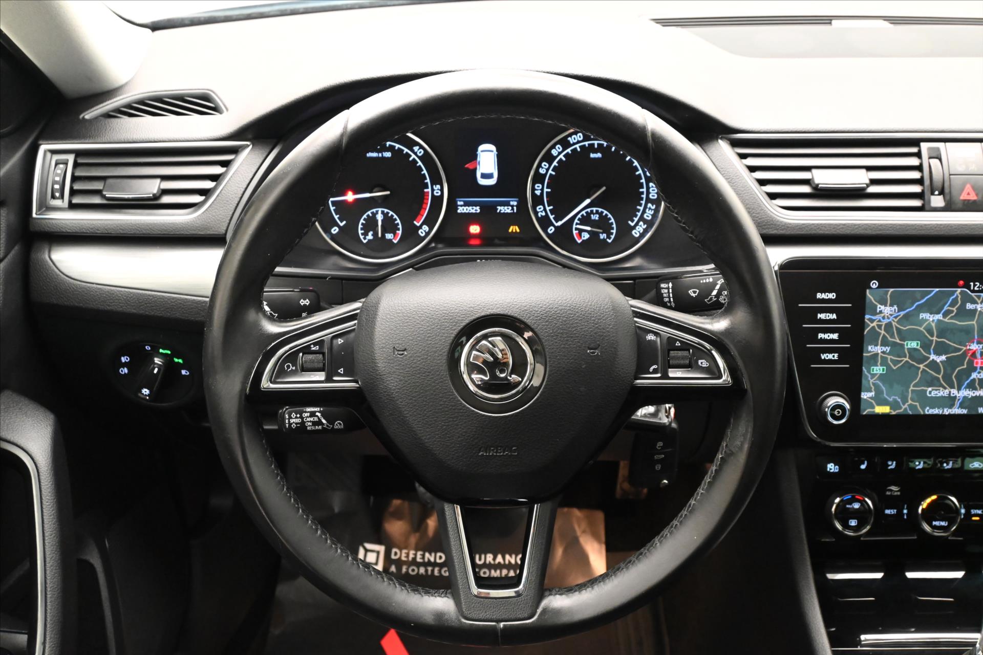 Main photo of the car Skoda Superb 2.0 TDI 110 kW 4x4 Style Panorama Warranty up to 5 years (18)