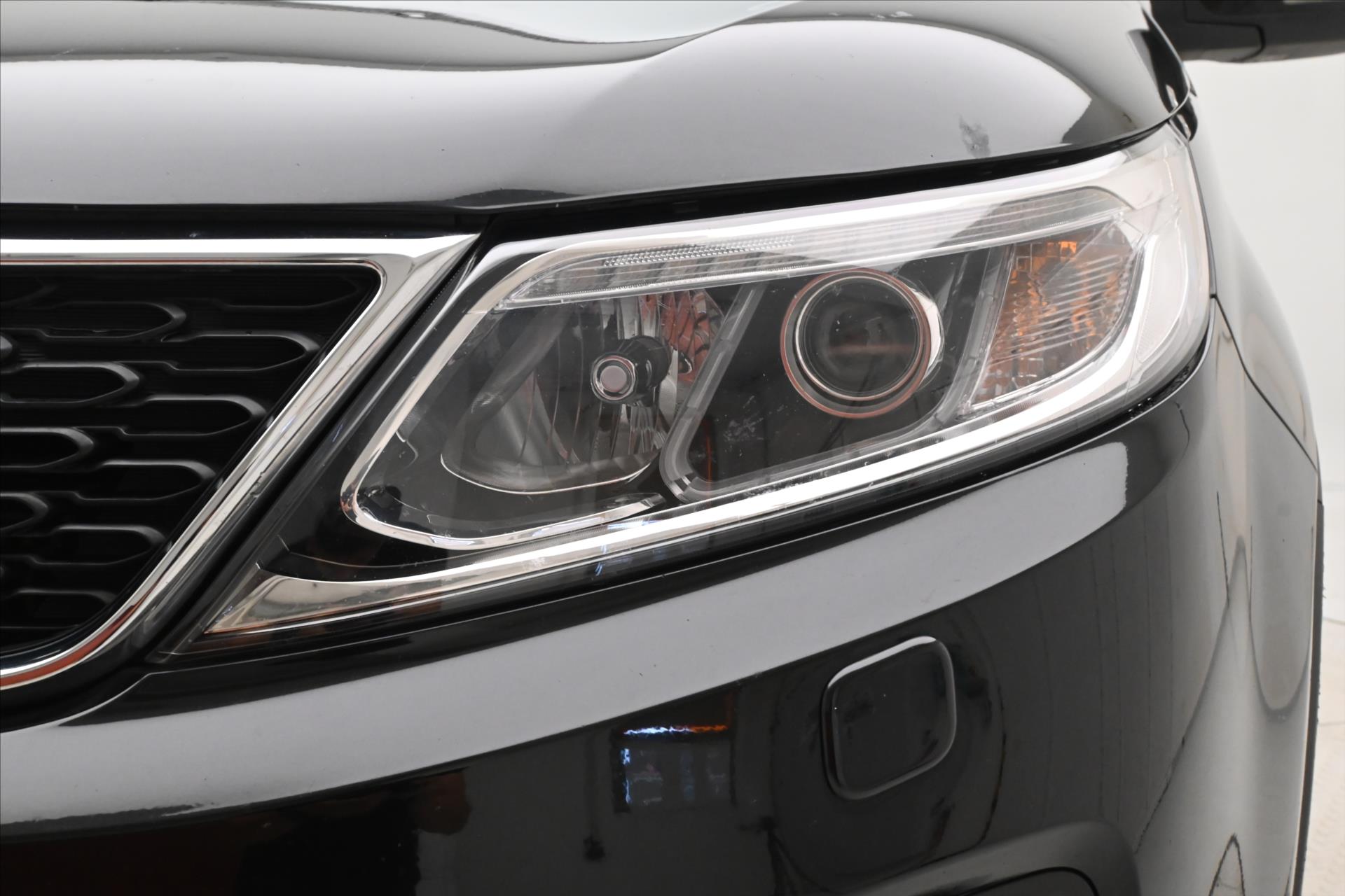 Hlavní fotografie vozu Kia Sorento 2,2 CRDI 145 kW AT 4x4 Navigace Záruka až 5 let (29)