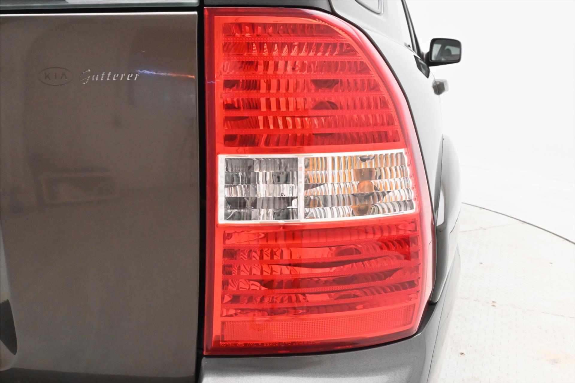 Main photo of the car Kia Sportage 2.0 i 104 kW Towable (27)