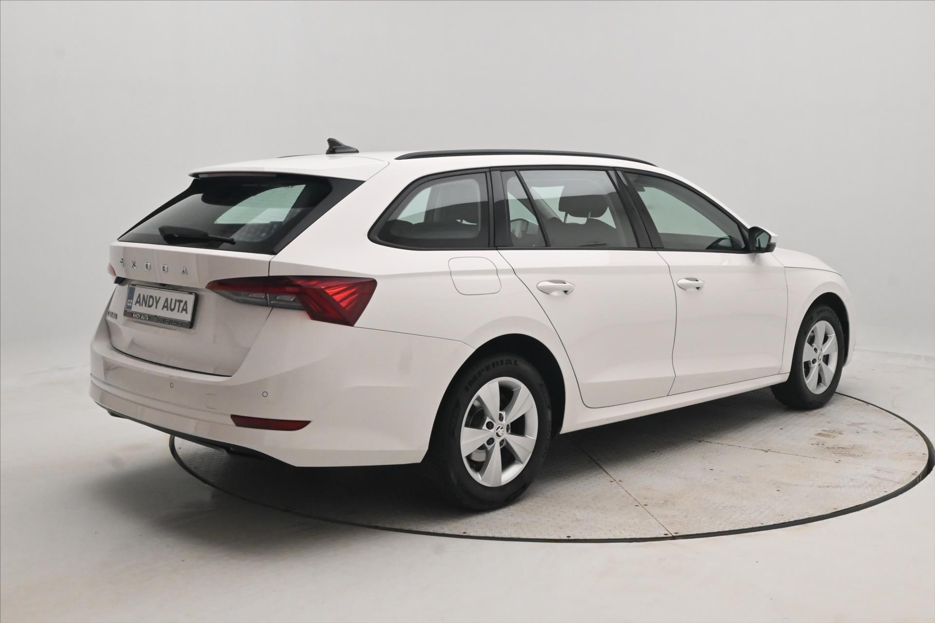 Hlavní fotografie vozu Škoda Octavia 2,0 TDI 110kW DSG Ambition Záruka až 5 let (5)