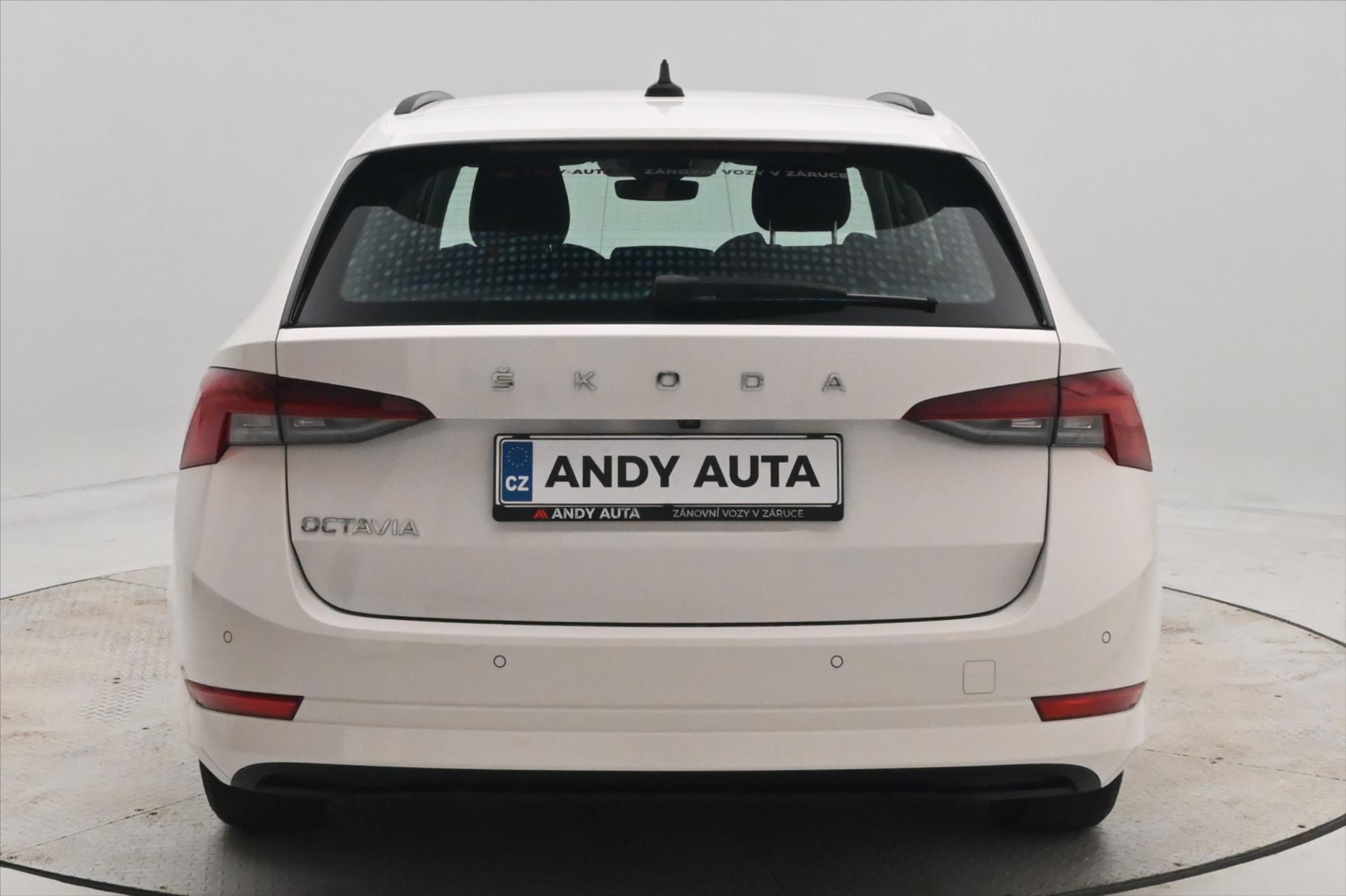 Hlavní fotografie vozu Škoda Octavia 2,0 TDI 110kW DSG Ambition Záruka až 5 let (6)