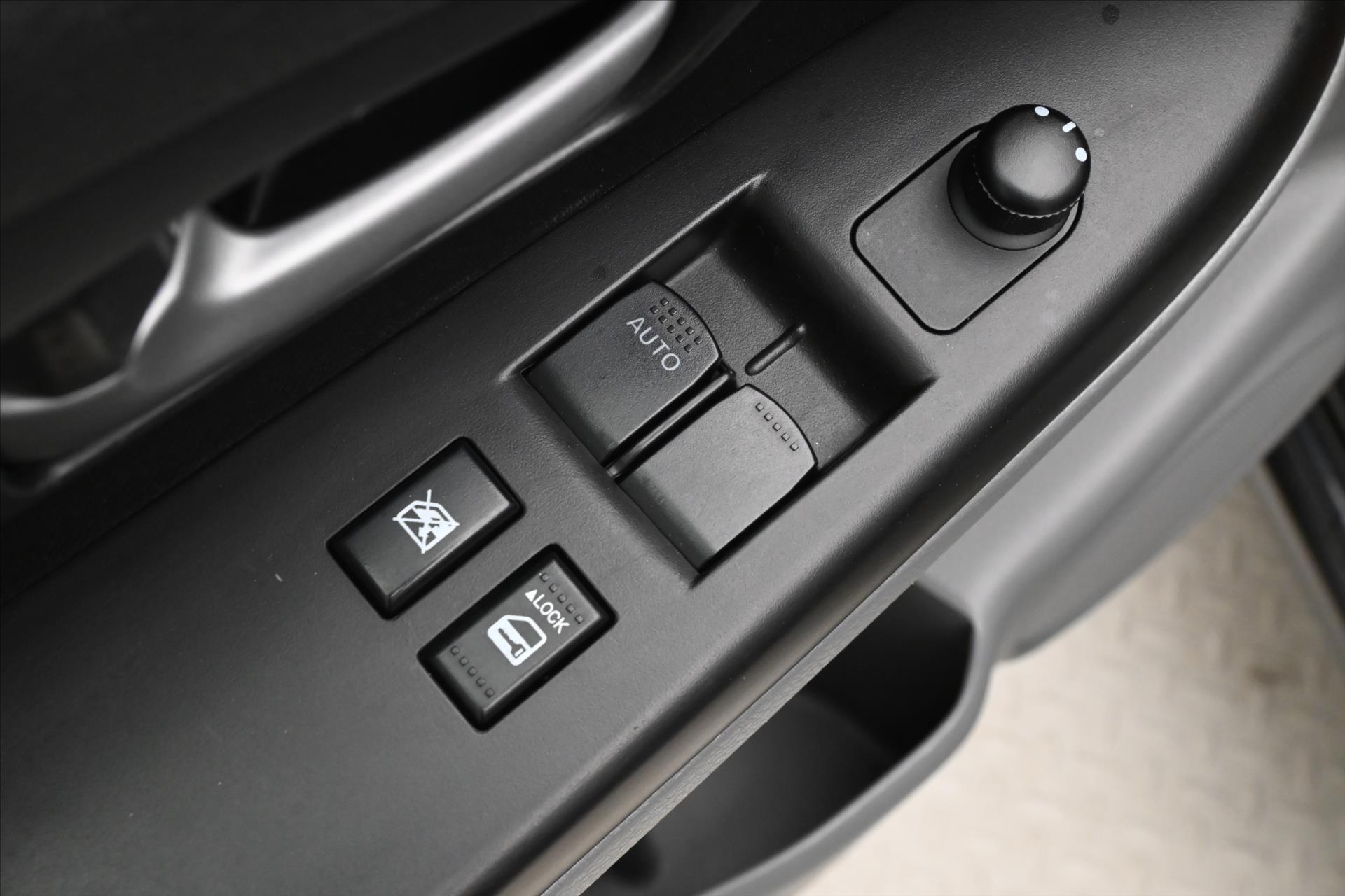 Hlavní fotografie vozu Suzuki SX4 1,6 88kW 4x4 Tažné Nová STK (23)