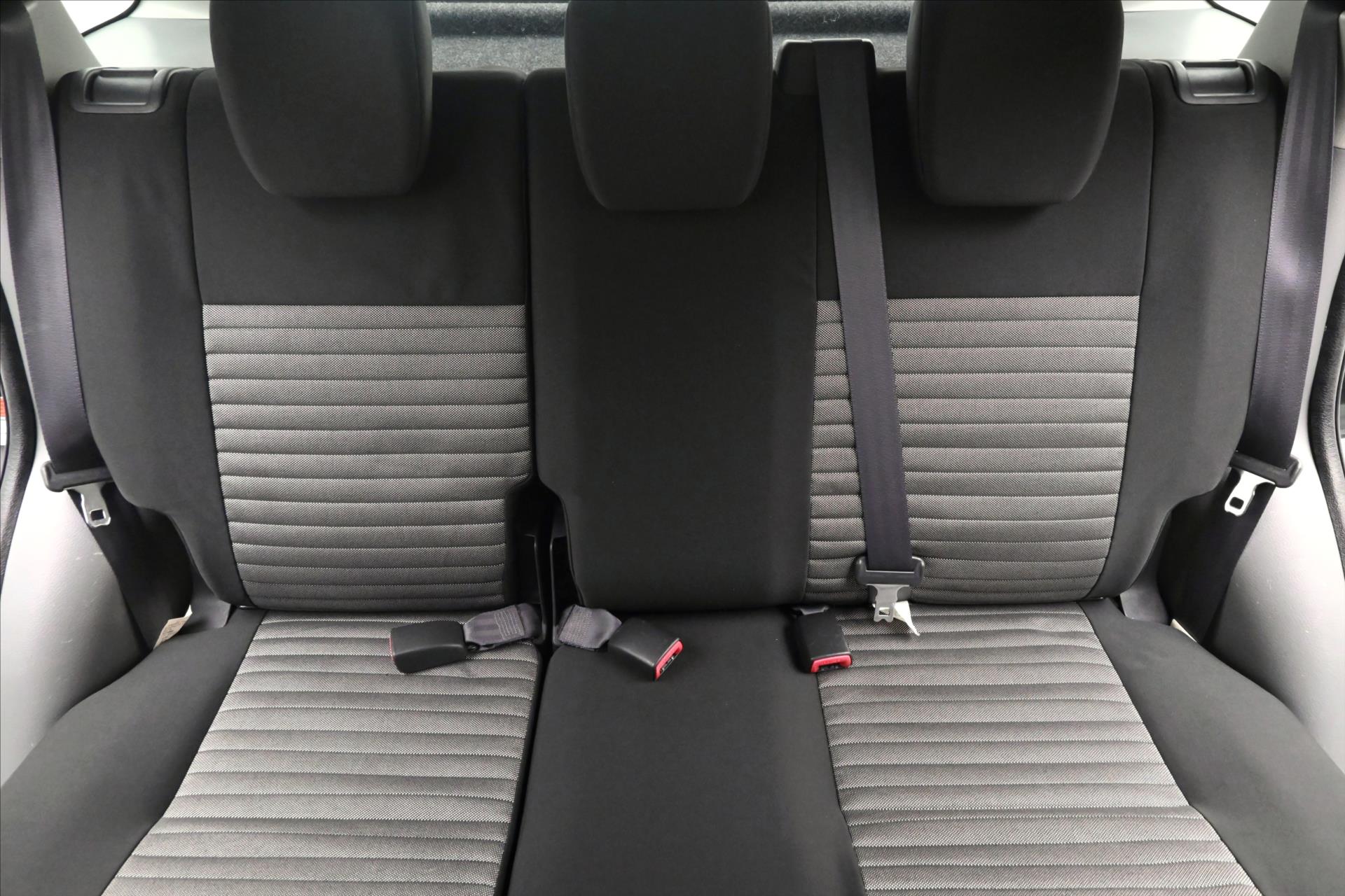 Hlavní fotografie vozu Suzuki SX4 1,6 88kW 4x4 Tažné Nová STK (25)