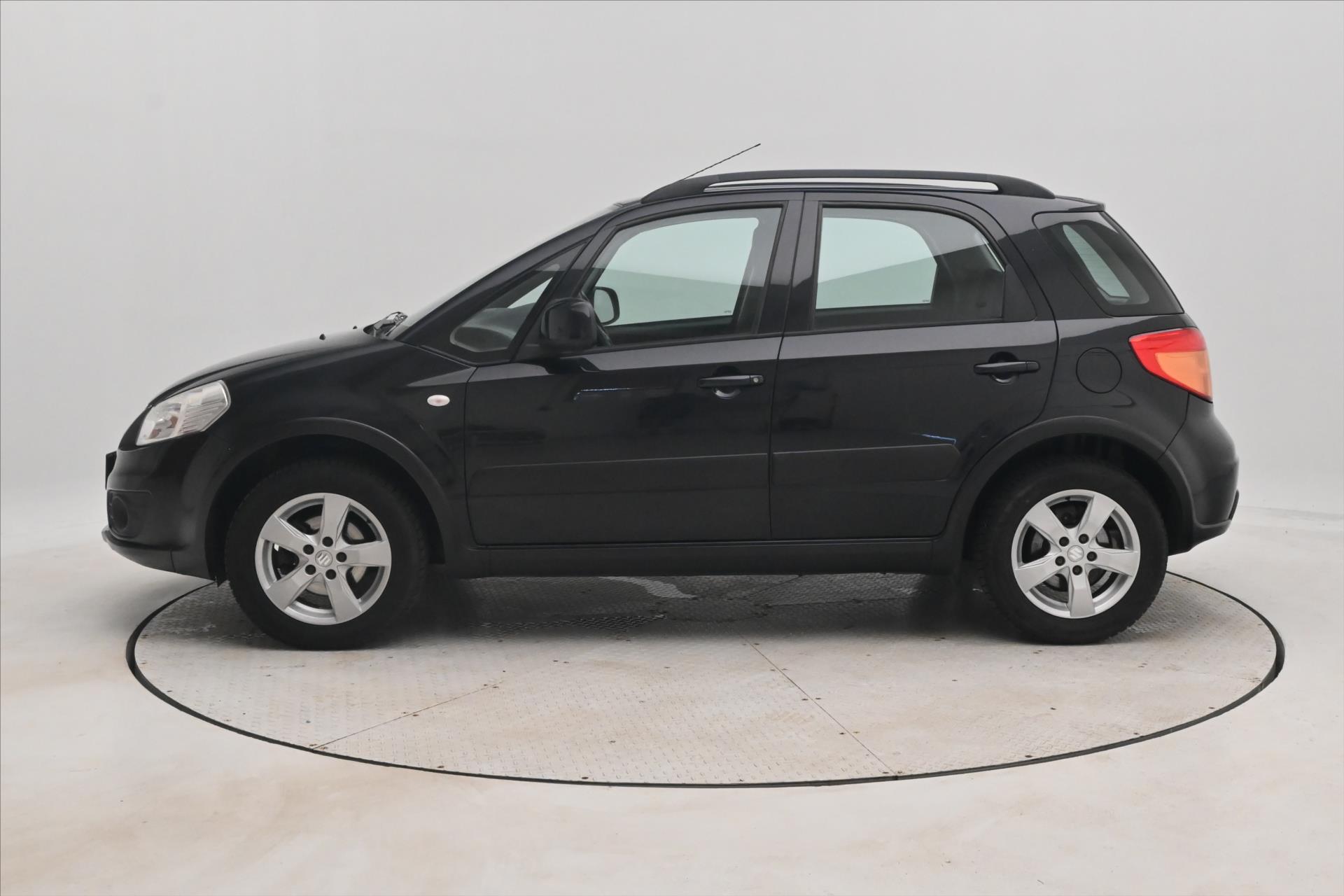 Hlavní fotografie vozu Suzuki SX4 1,6 88kW 4x4 Tažné Nová STK (8)