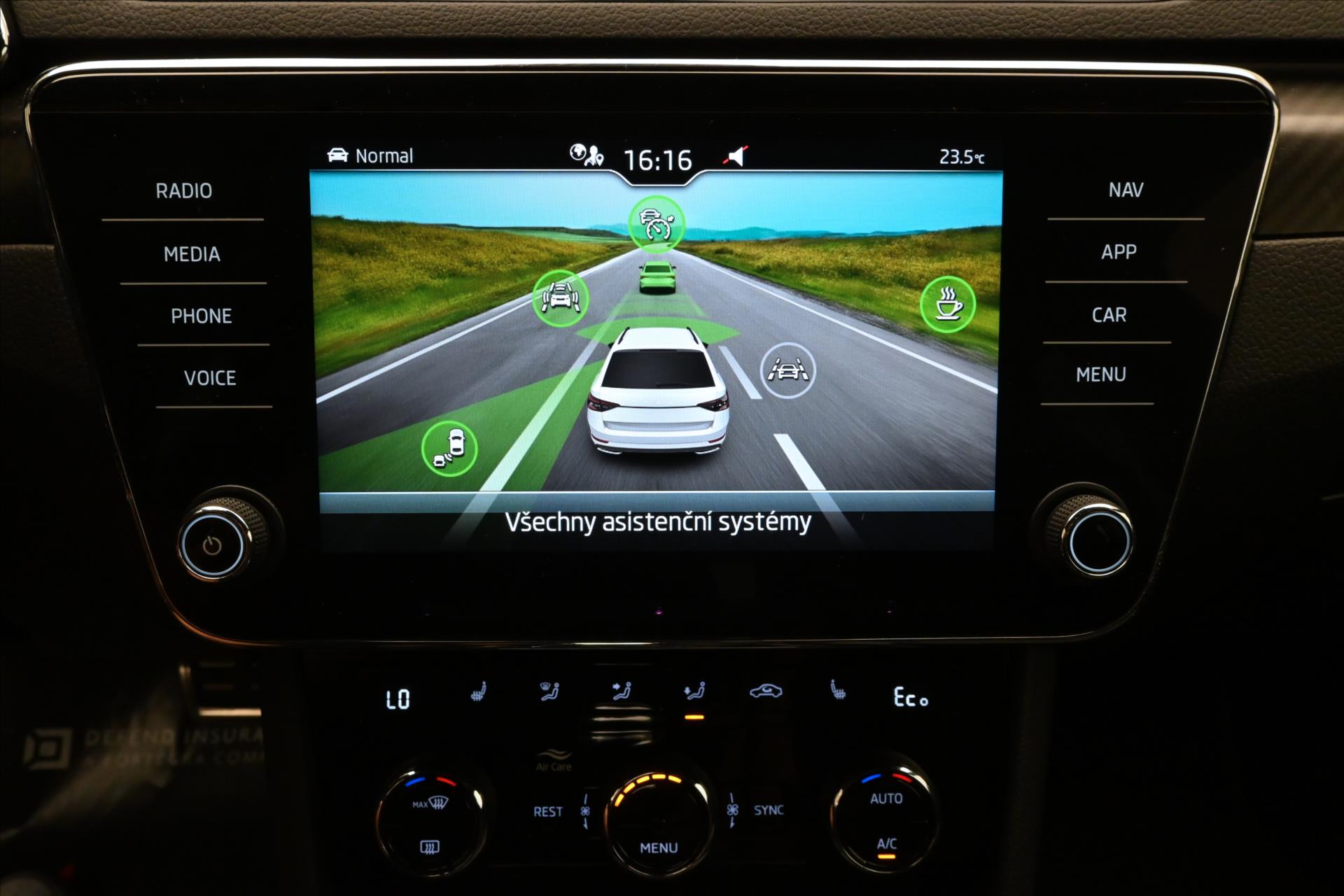Hlavní fotografie vozu Škoda Superb 1,4 TSI 115kW iV DSG Sportline SoH 98% Záruka až 5 let (19)
