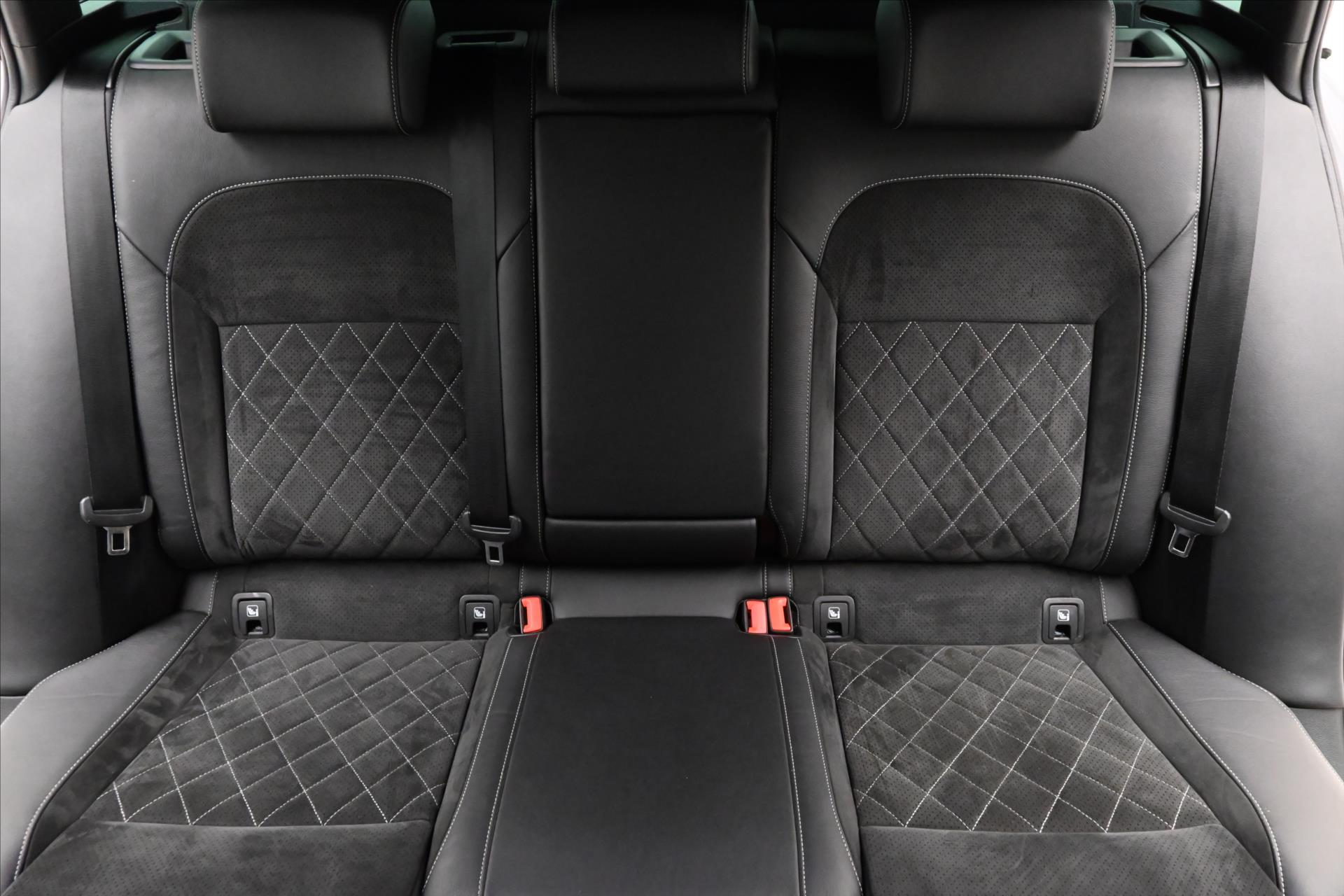Hlavní fotografie vozu Škoda Superb 1,4 TSI 115kW iV DSG Sportline SoH 98% Záruka až 5 let (29)
