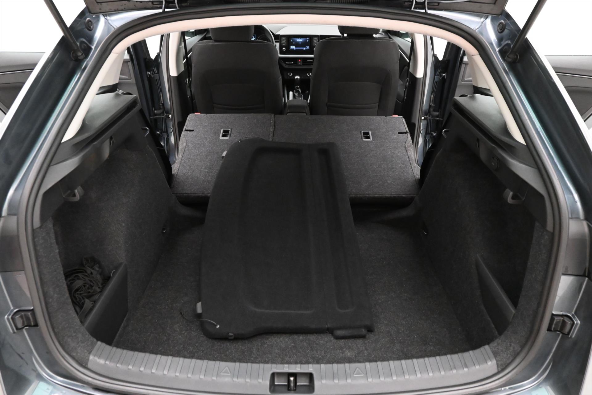 Hlavní fotografie vozu Škoda Scala 1,6 TDI 85 kW DSG Ambition Záruka až 5 let (11)