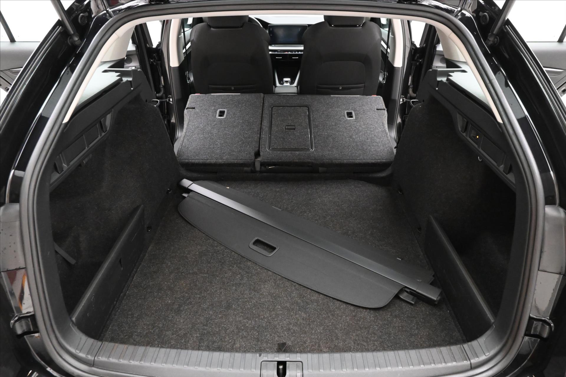 Main photo of the car Skoda Octavia 1.0 TSI 81kW M-HEV DSG Warranty up to 5 years (11)