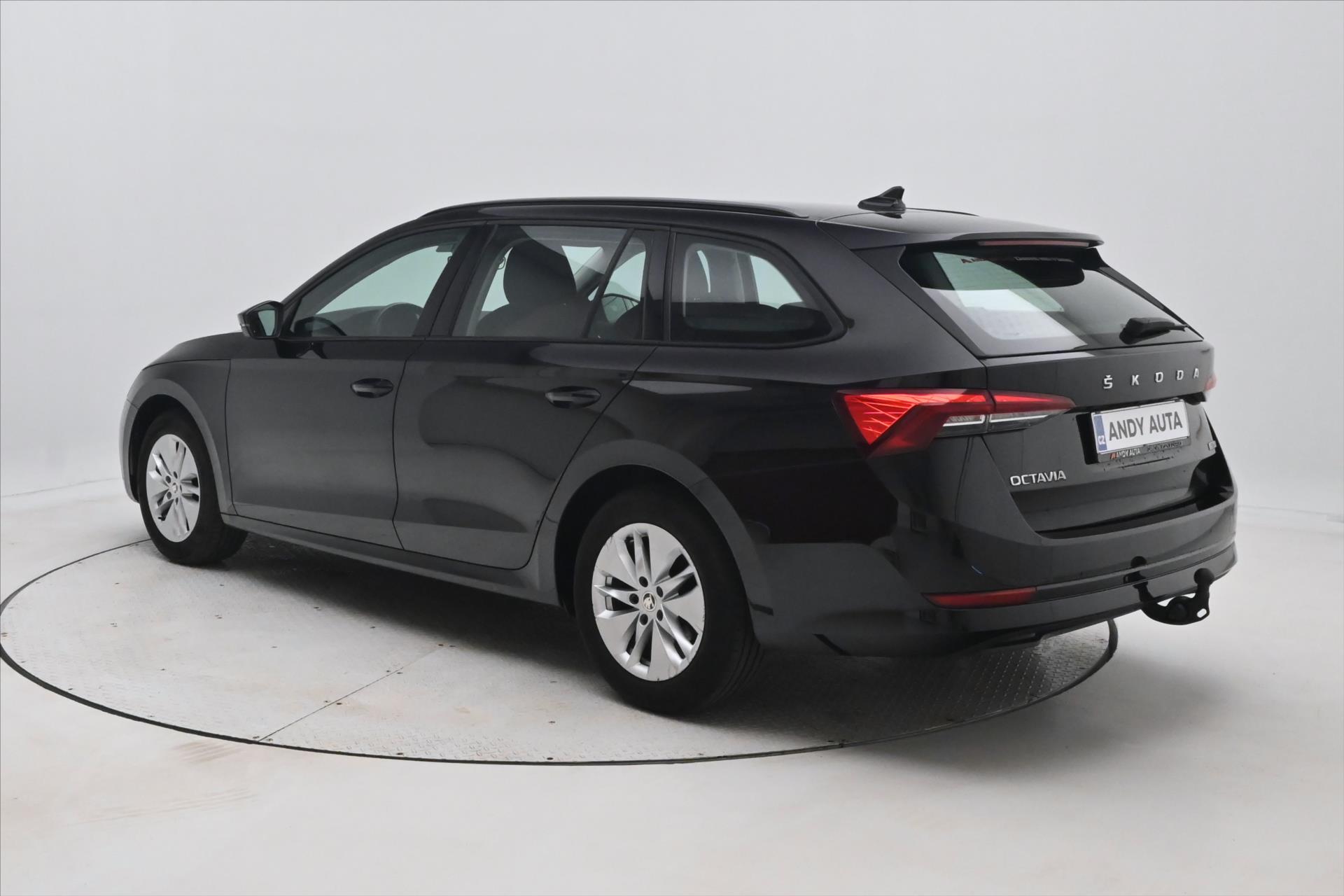 Main photo of the car Skoda Octavia 1.0 TSI 81kW M-HEV DSG Warranty up to 5 years (7)