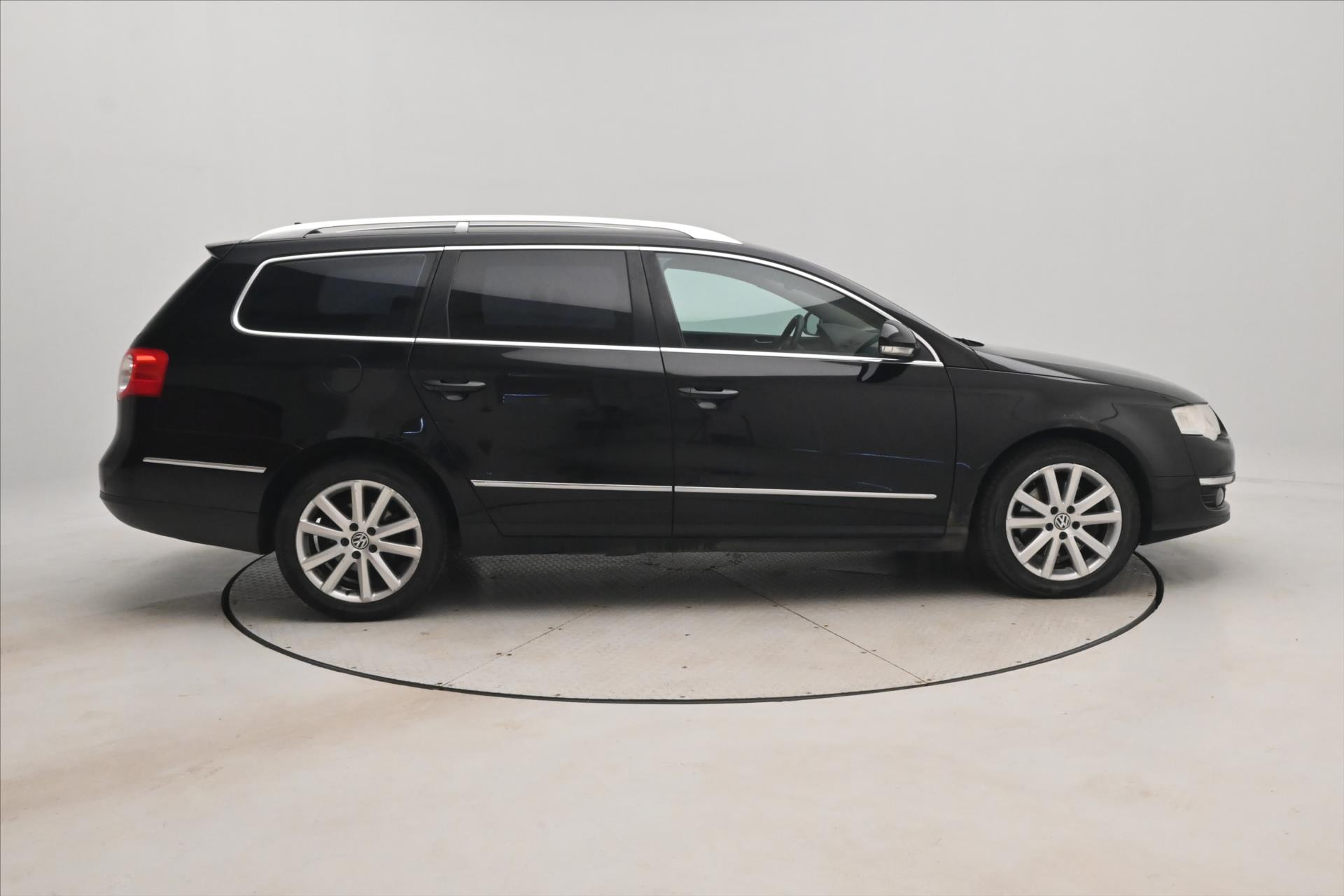 Hlavní fotografie vozu Volkswagen Passat 2,0 103kW NOVÁ STK 4/28 (4)