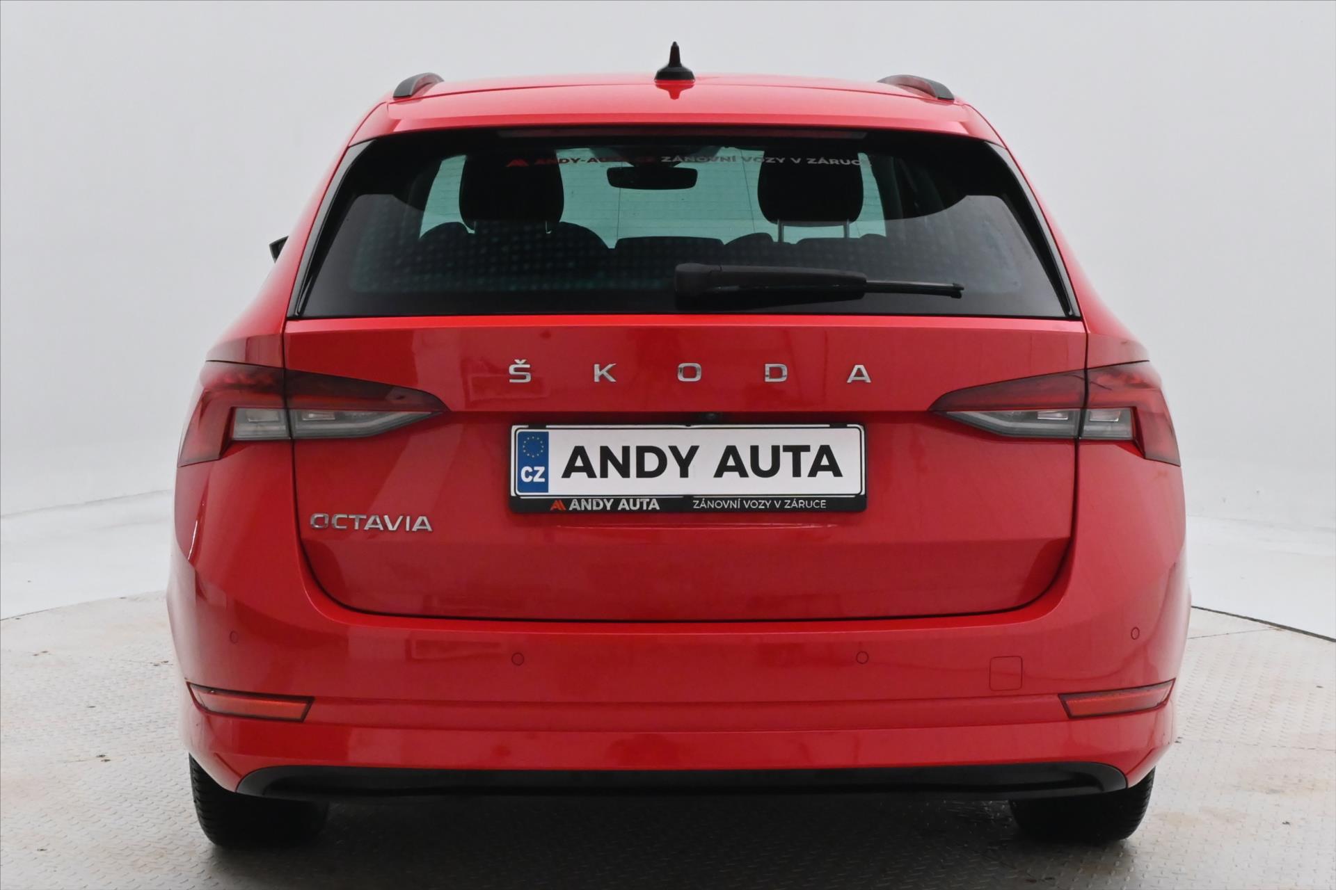 Hlavní fotografie vozu Škoda Octavia 2,0 110kW DSG Ambition Záruka až 5 let (6)