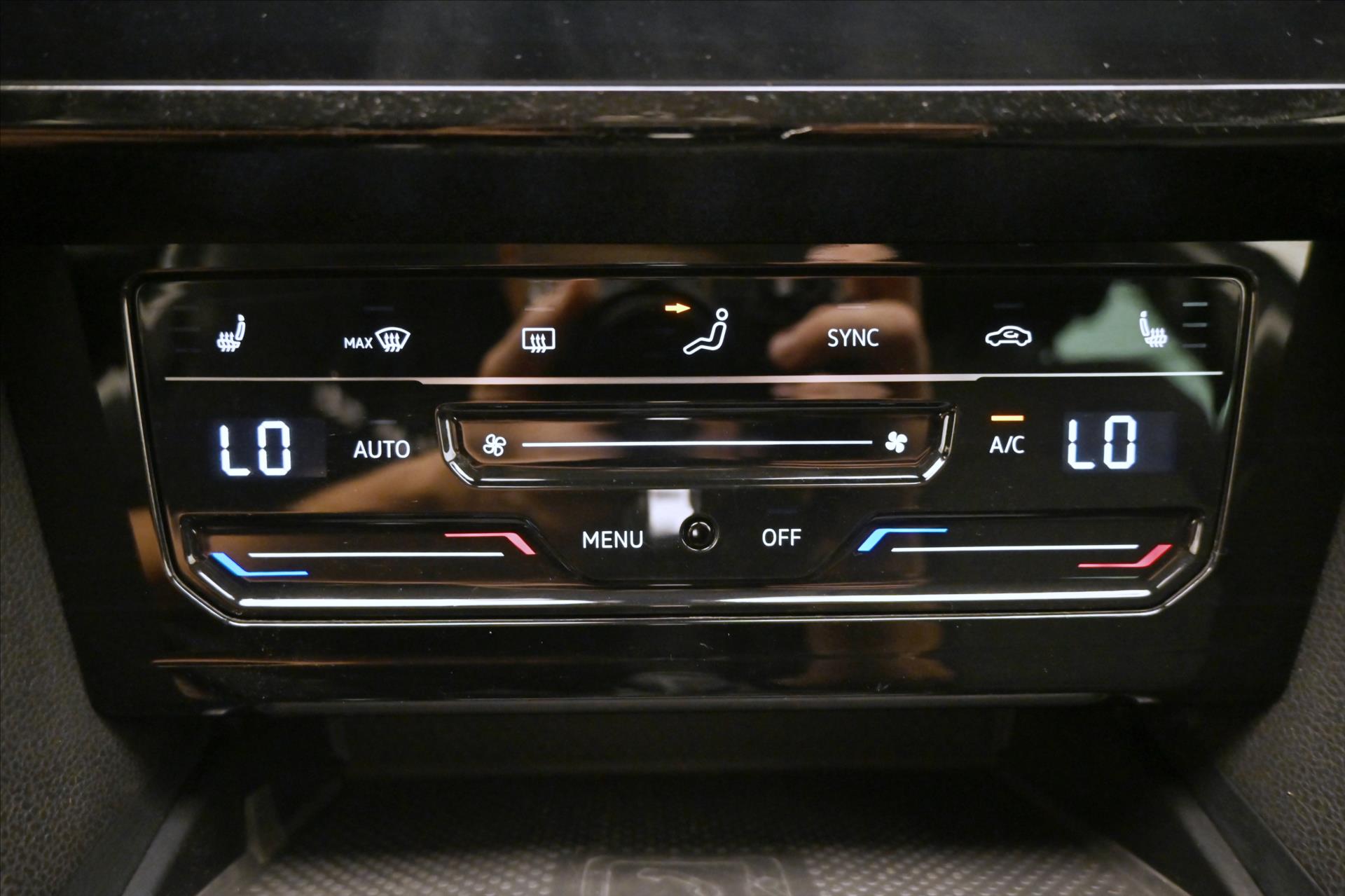 Hlavní fotografie vozu Volkswagen Passat 2,0 TDI 110kW DSG Business Záruka až 5 let (21)