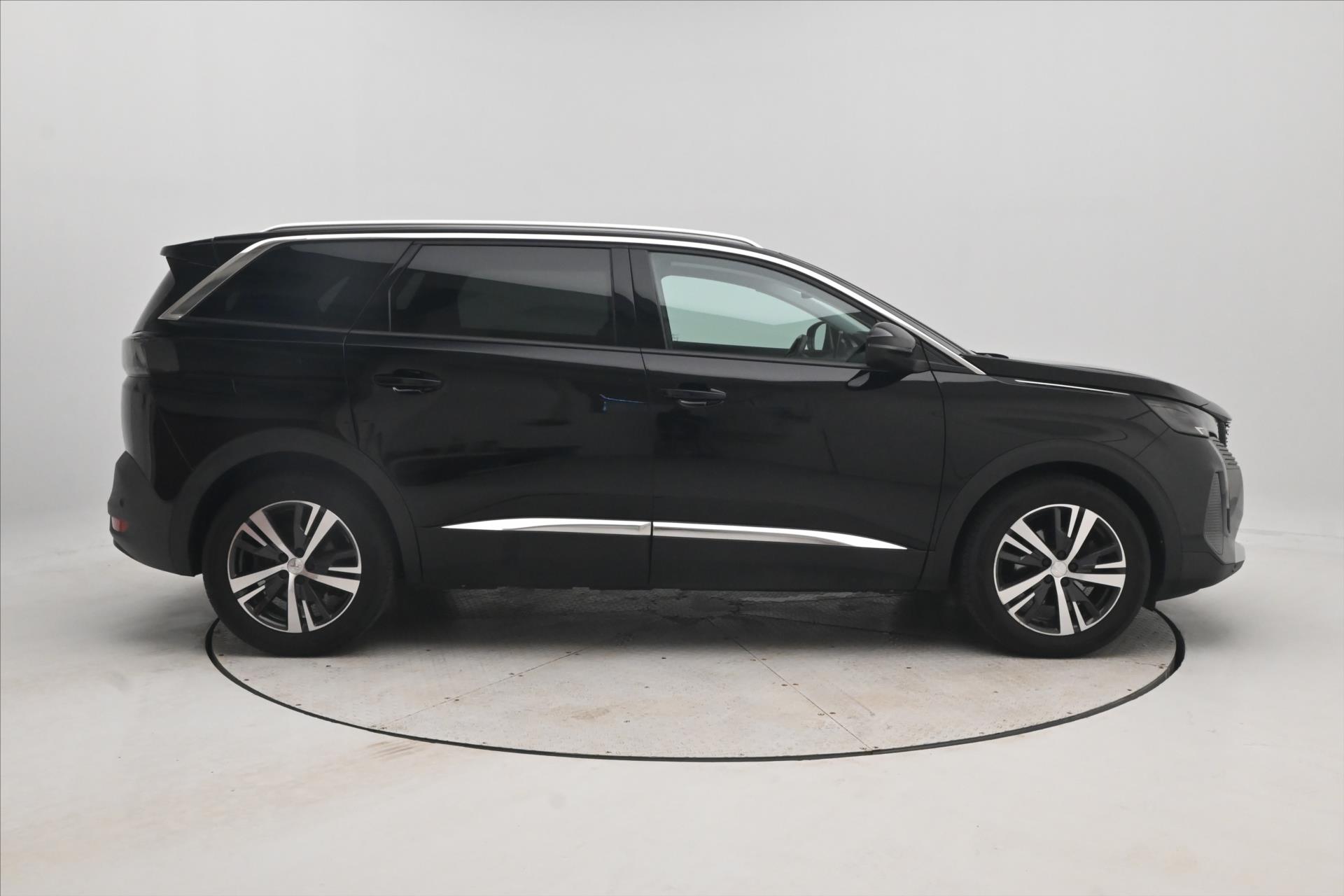 Hlavní fotografie vozu Peugeot 5008 1,5 96kW BlueHDi 7 míst Záruka až 5 let (4)