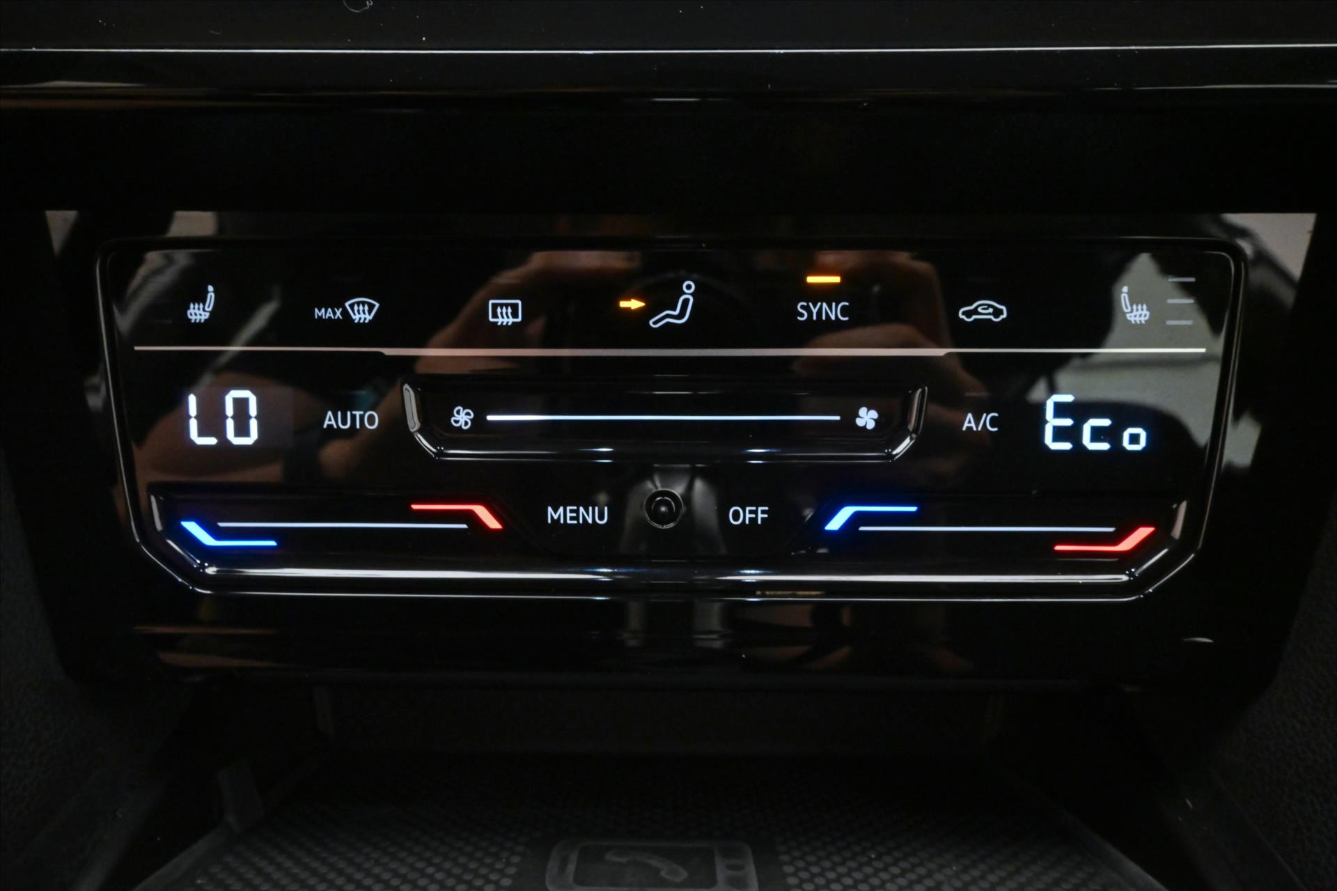 Hlavní fotografie vozu Volkswagen Passat 1,4 GTE 160 kW DSG Business Záruka až 5 let (20)
