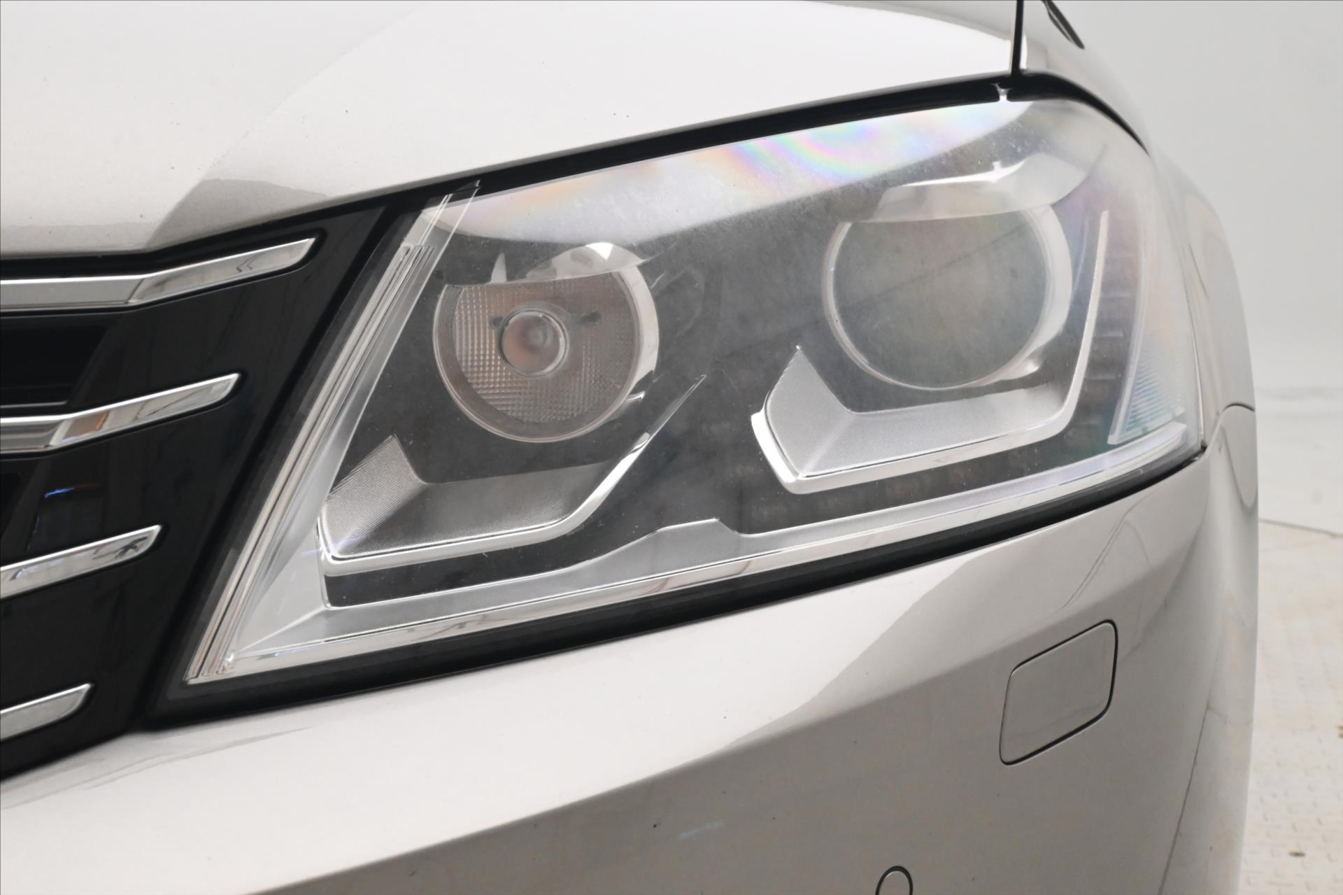 Hlavní fotografie vozu Volkswagen Passat 2,0 TDI 103 kW Business Edition Panorama Záruka (29)