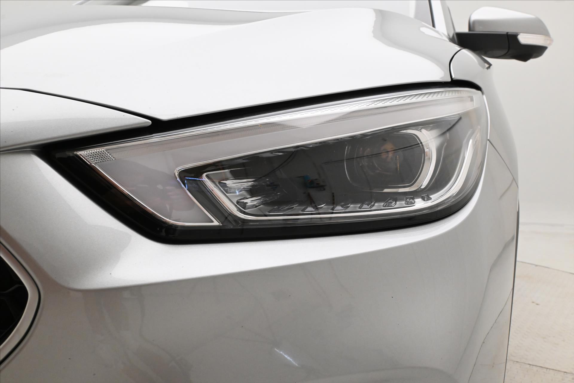 Hlavní fotografie vozu MG ZS 1,0 TGI 82 kW Elegance Záruka až 5 let (28)