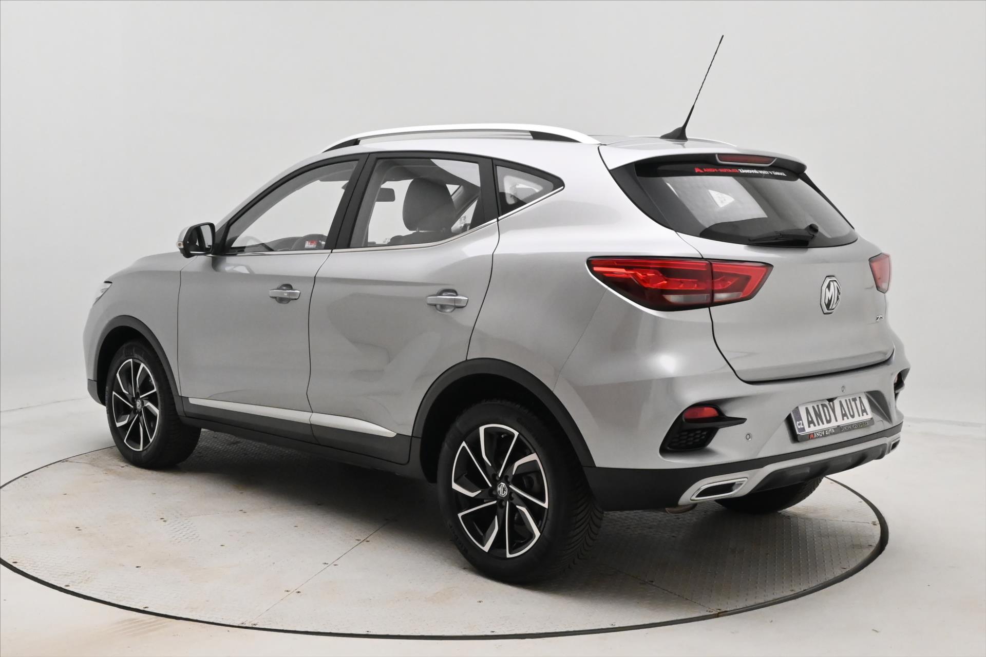 Hlavní fotografie vozu MG ZS 1,0 TGI 82 kW Elegance Záruka až 5 let (7)