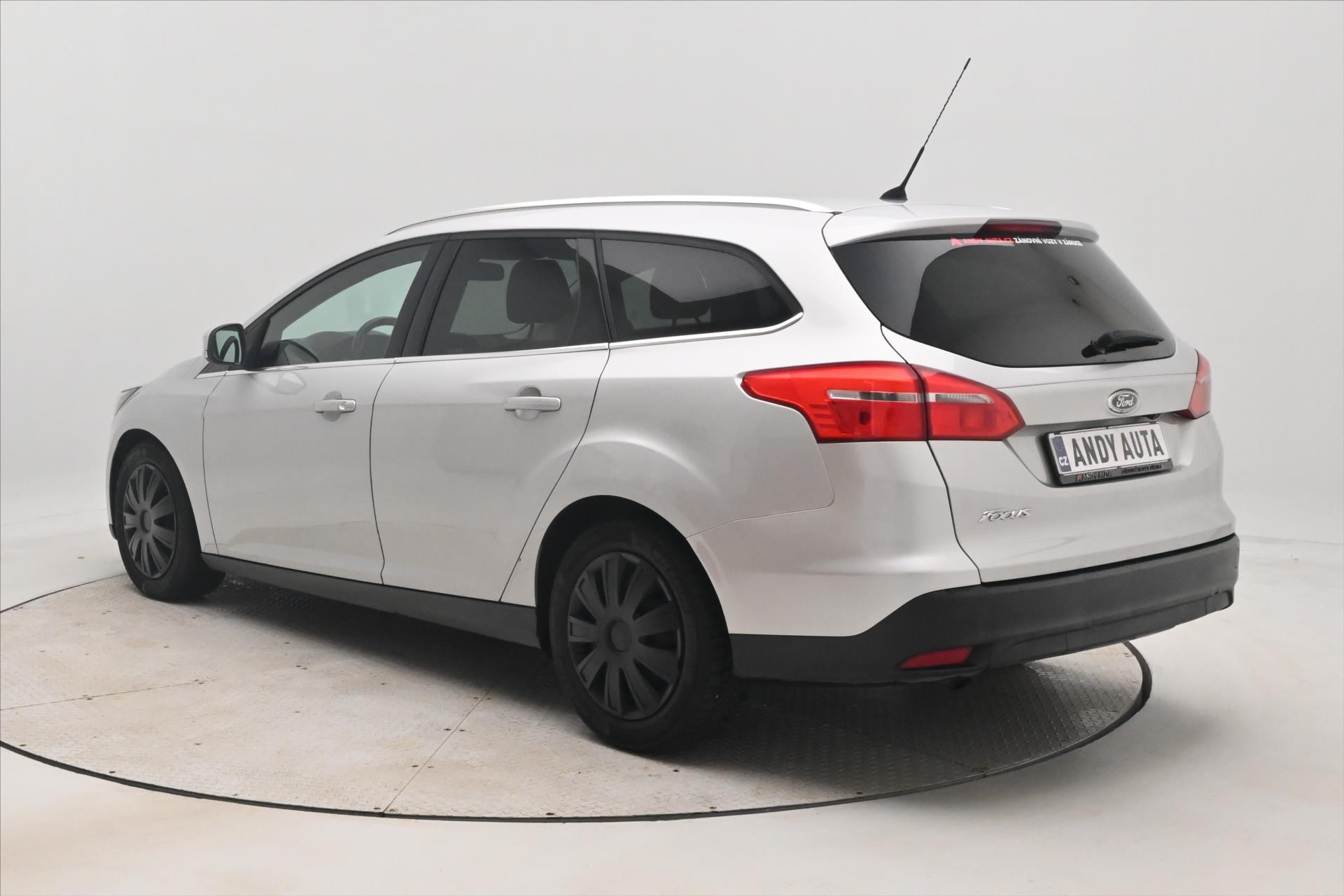 Hlavní fotografie vozu Ford Focus 1,5 TDCi 88 kW (7)
