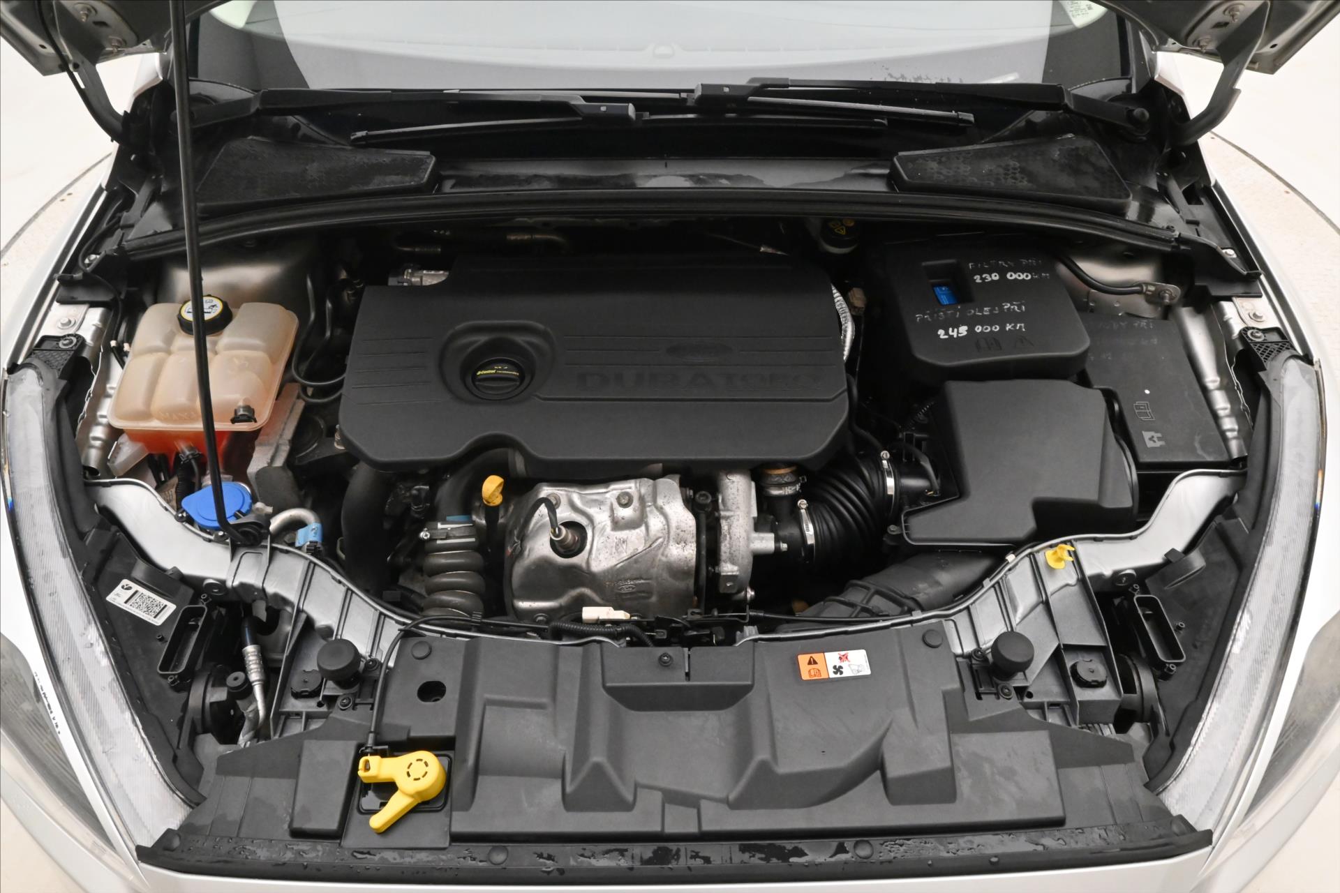 Hlavní fotografie vozu Ford Focus 1,5 TDCi 88 kW (9)