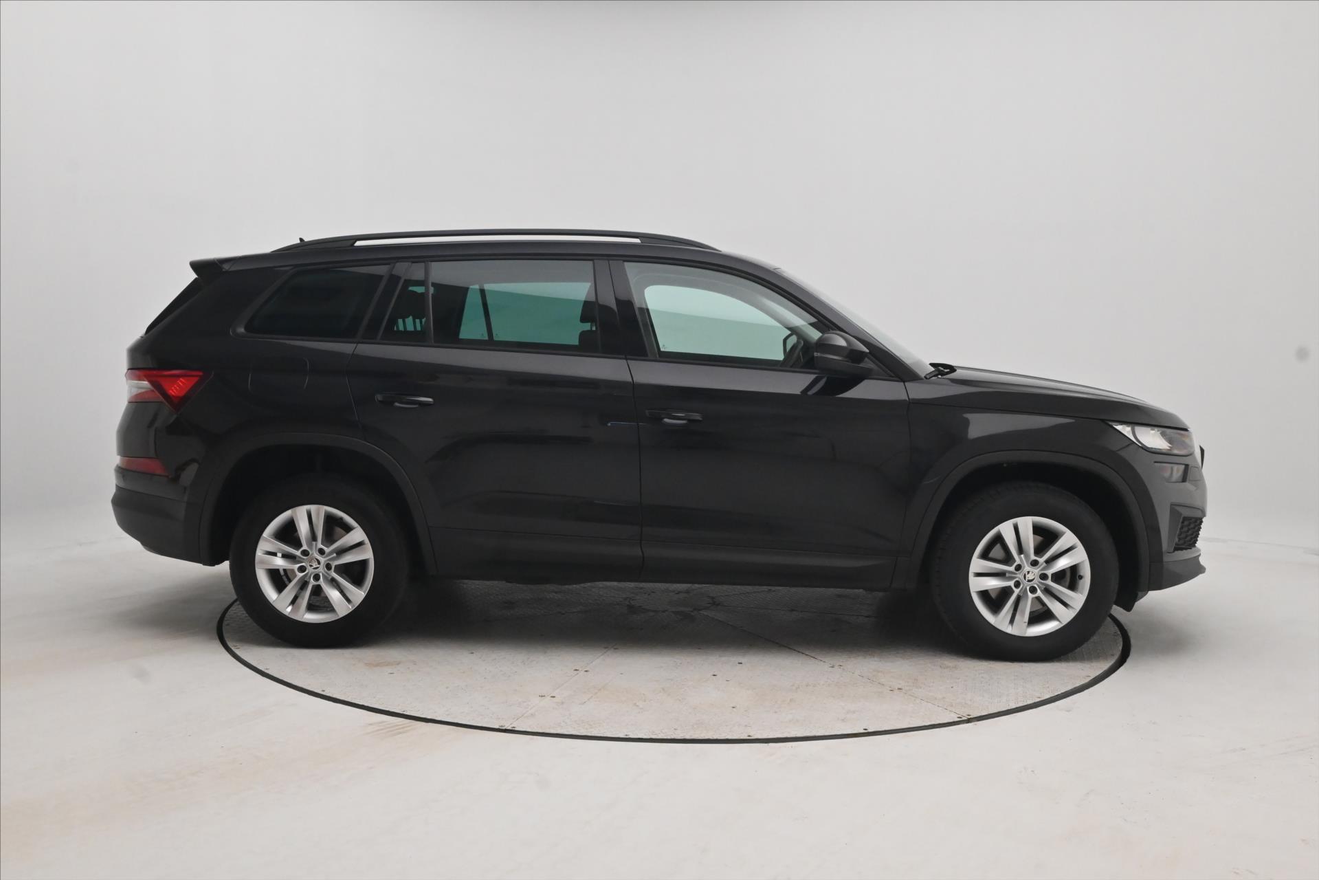 Hlavní fotografie vozu Škoda Kodiaq 2,0 TDI 110kW DSG Ambition Záruka až 5 let (4)