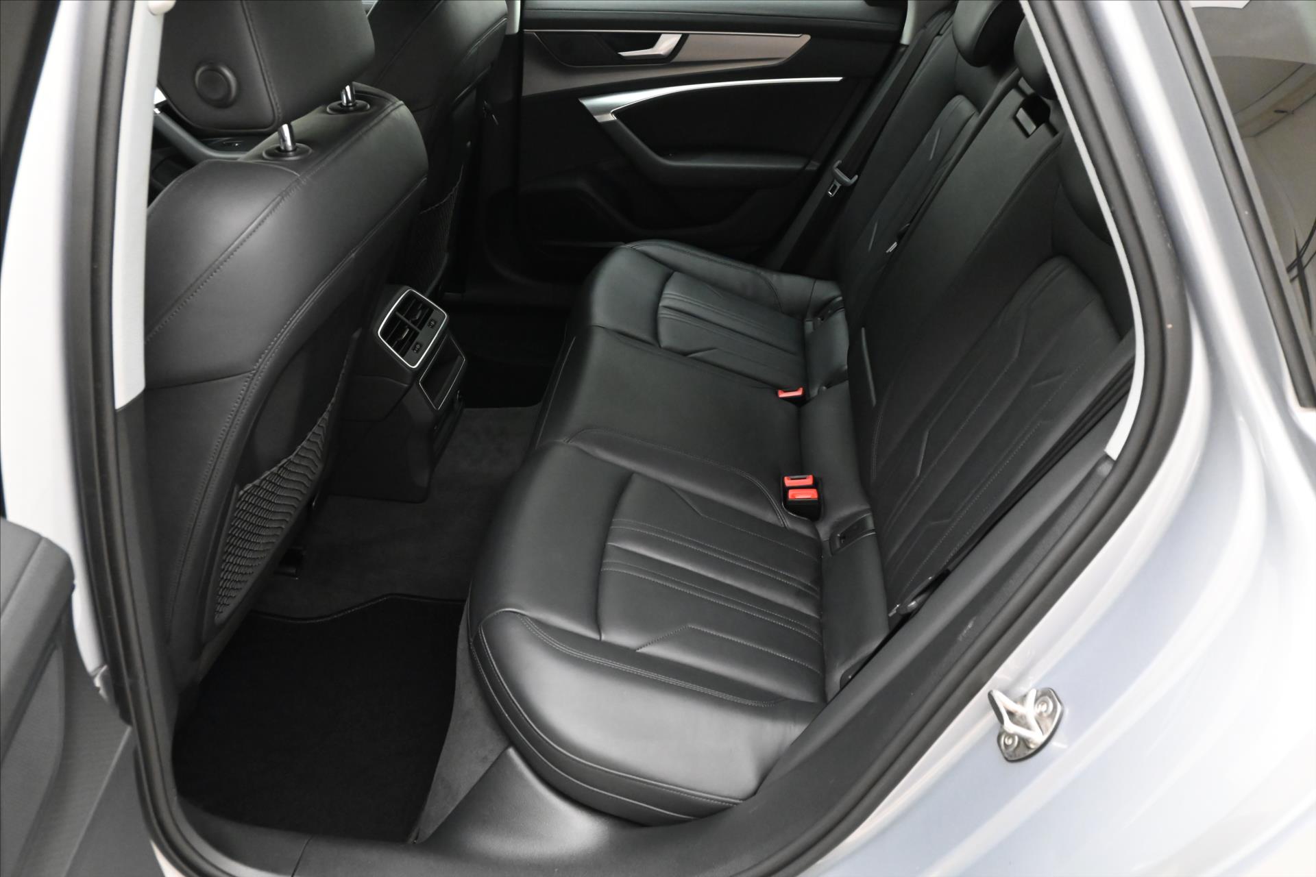 Hlavní fotografie vozu Audi A6 Avant 3,0 TDI V6 210kW MHEV Záruka až 5 let (15)