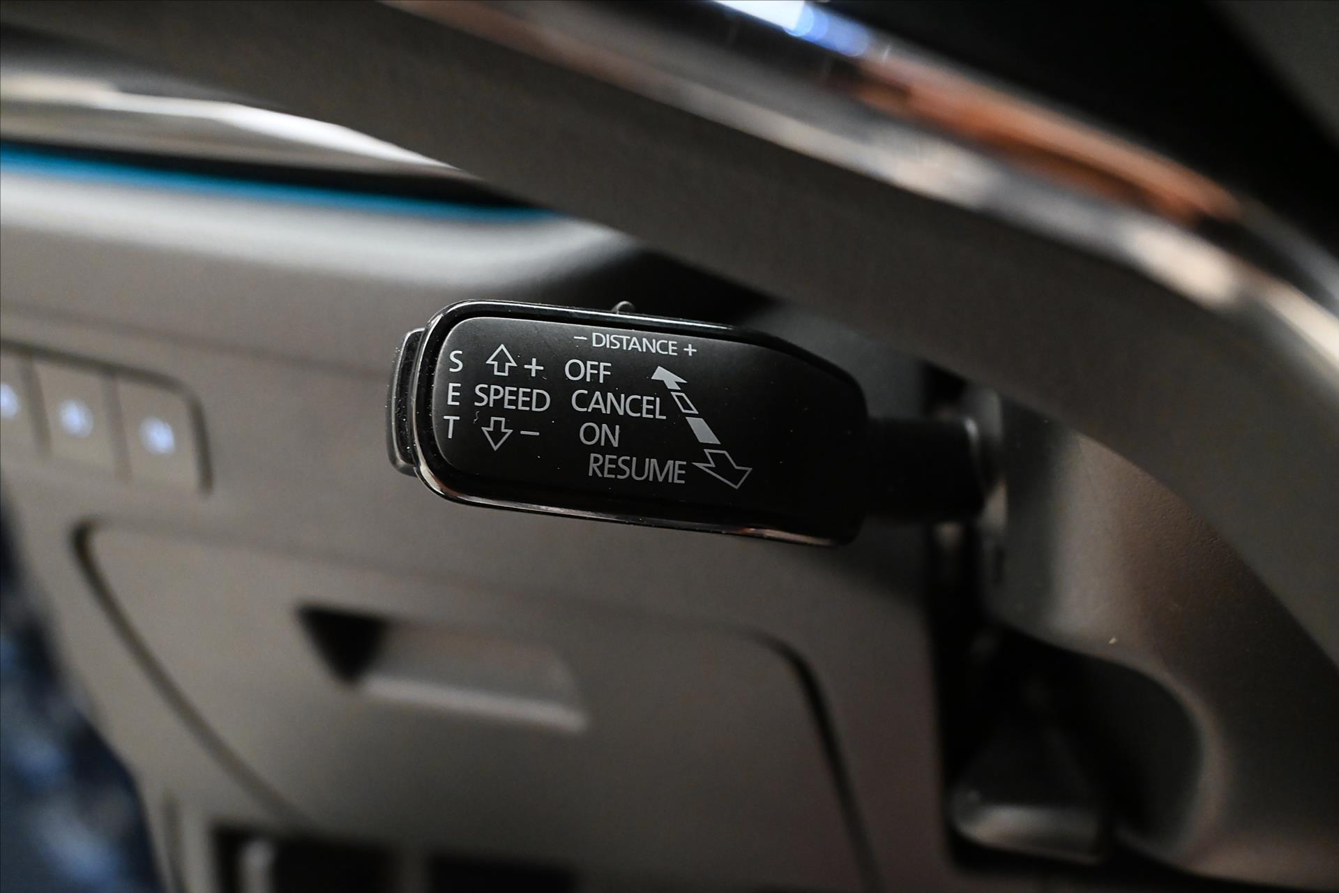 Hlavní fotografie vozu Škoda Octavia 2,0 TDI 110kW DSG Style Záruka až 5 let (24)