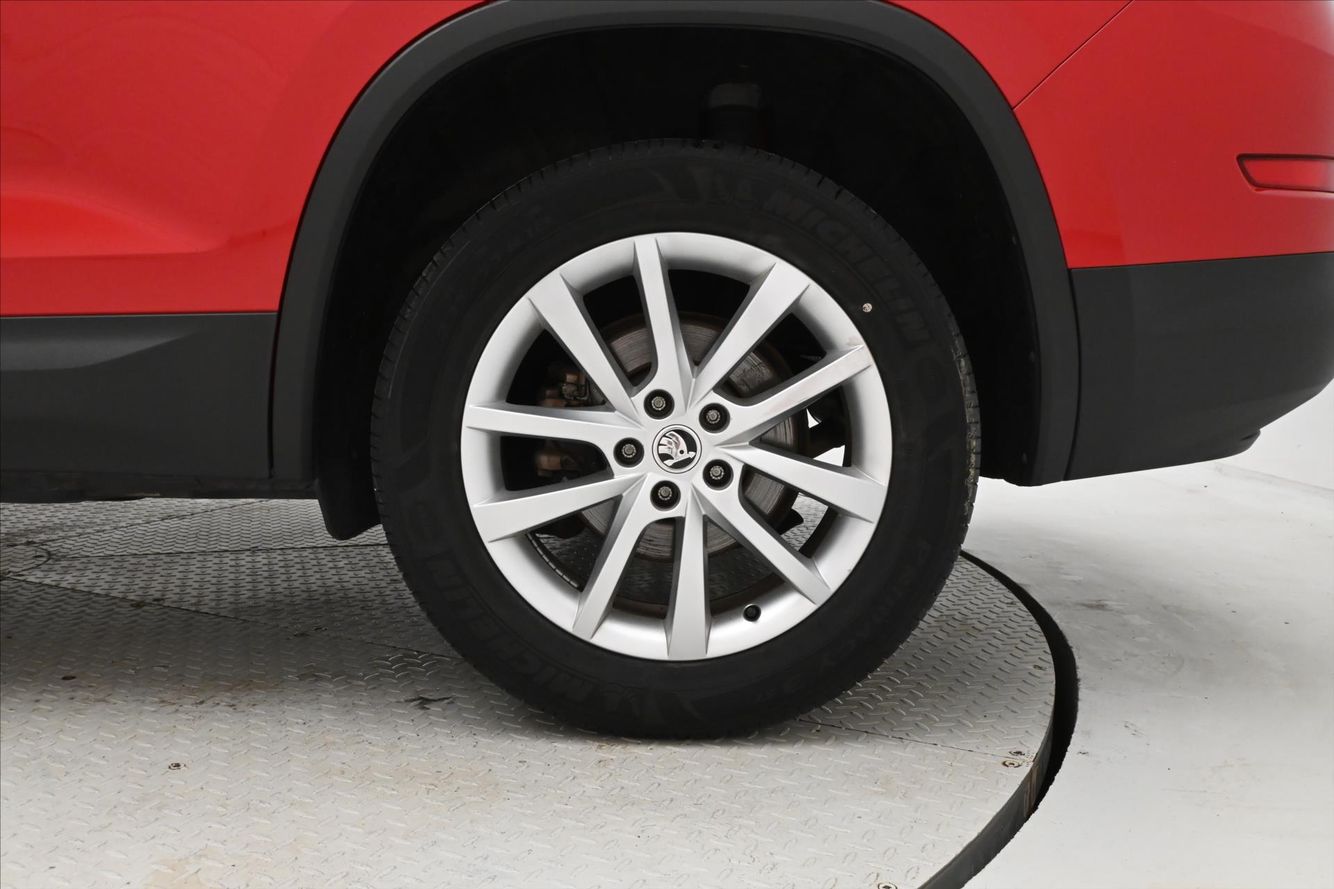 Hlavní fotografie vozu Škoda Kodiaq 1,5 TSI 110 kW TAŽNÉ NAVI Záruka až 5 let (31)