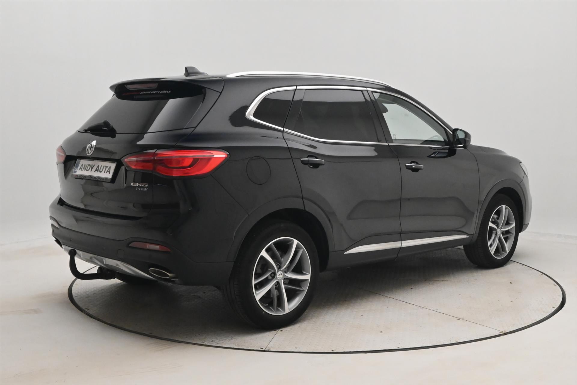 Main photo of the car Mg EHS 1.5 TGI PHEV 119kW AT Luxury Warranty up to 5 years (5)