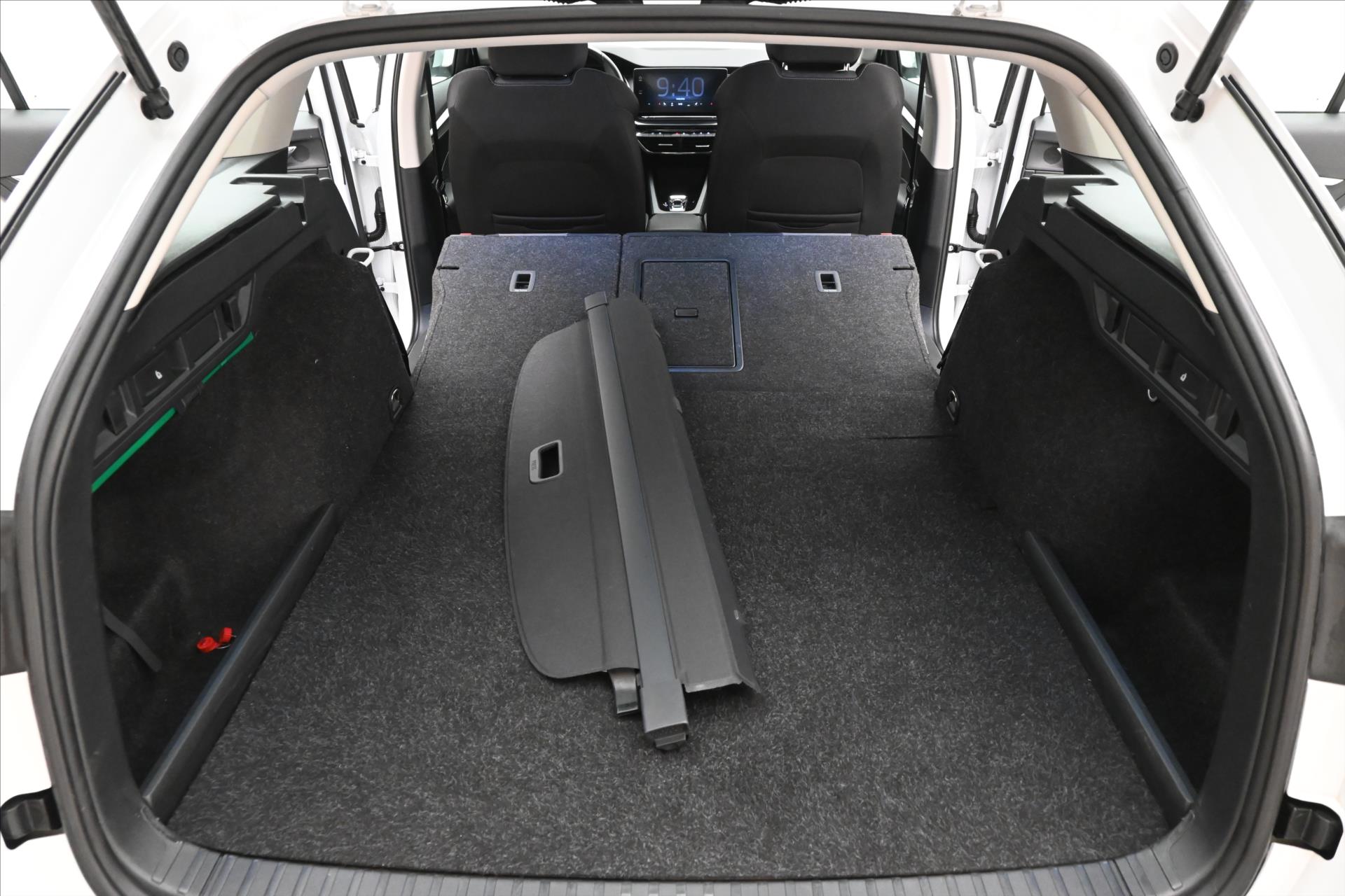 Hlavní fotografie vozu Škoda Octavia 1,4 iV TSI 110kW Style SoH 92% Záruka až 5 let (11)