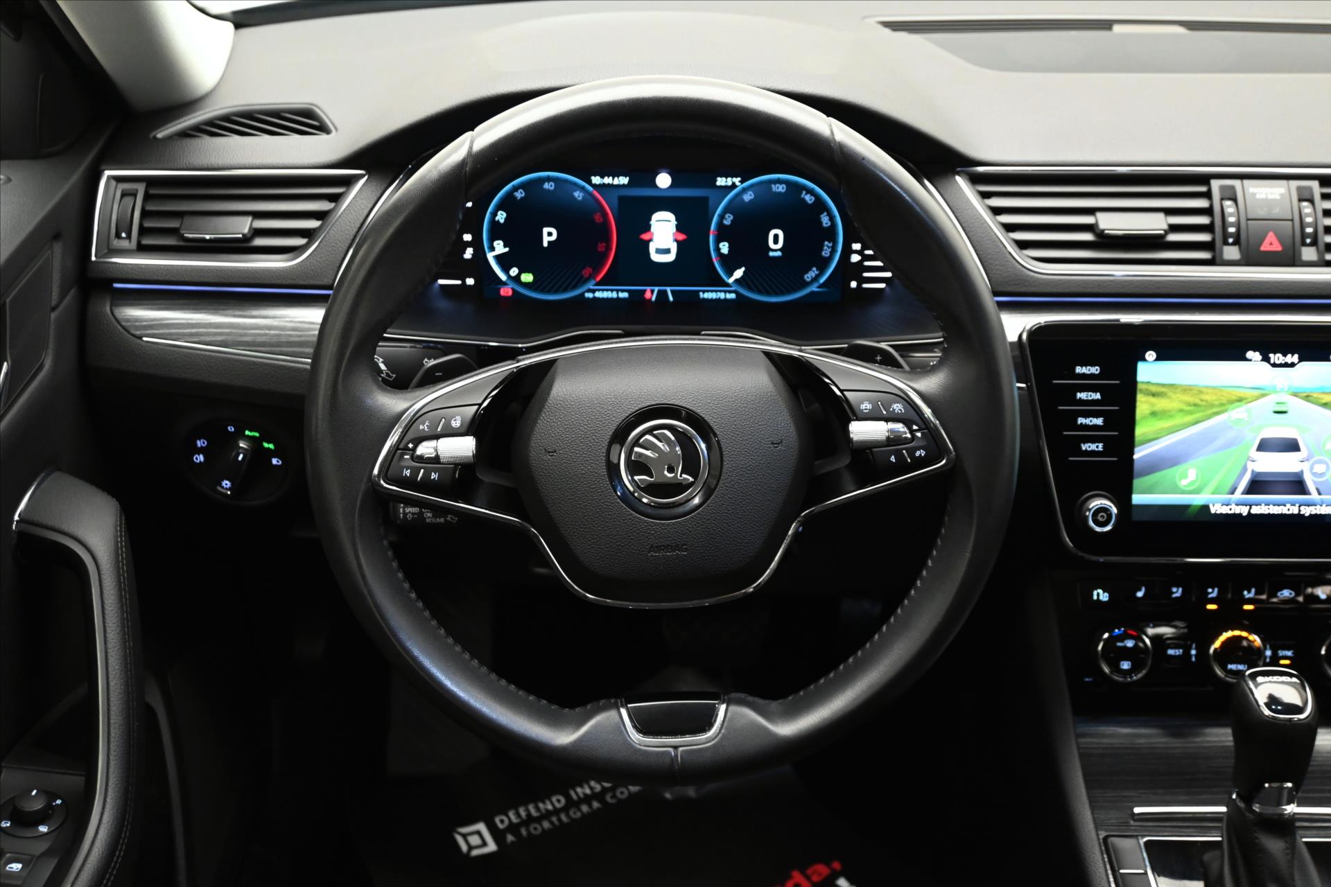 Hlavní fotografie vozu Škoda Superb 2,0 TDI 110 kW DSG Style Záruka až 5 let (18)