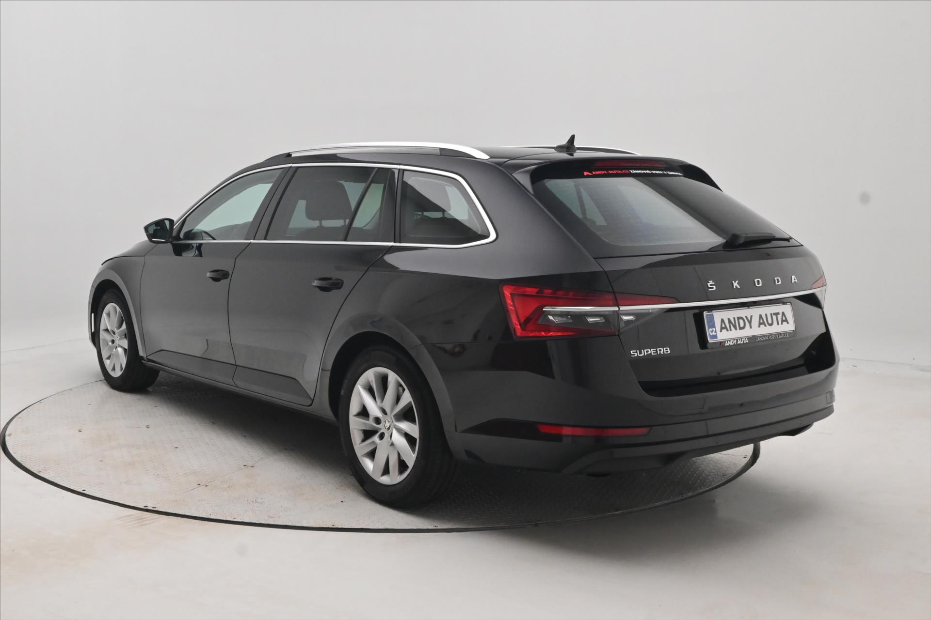 Hlavní fotografie vozu Škoda Superb 2,0 TDI 110 kW DSG Style Záruka až 5 let (7)