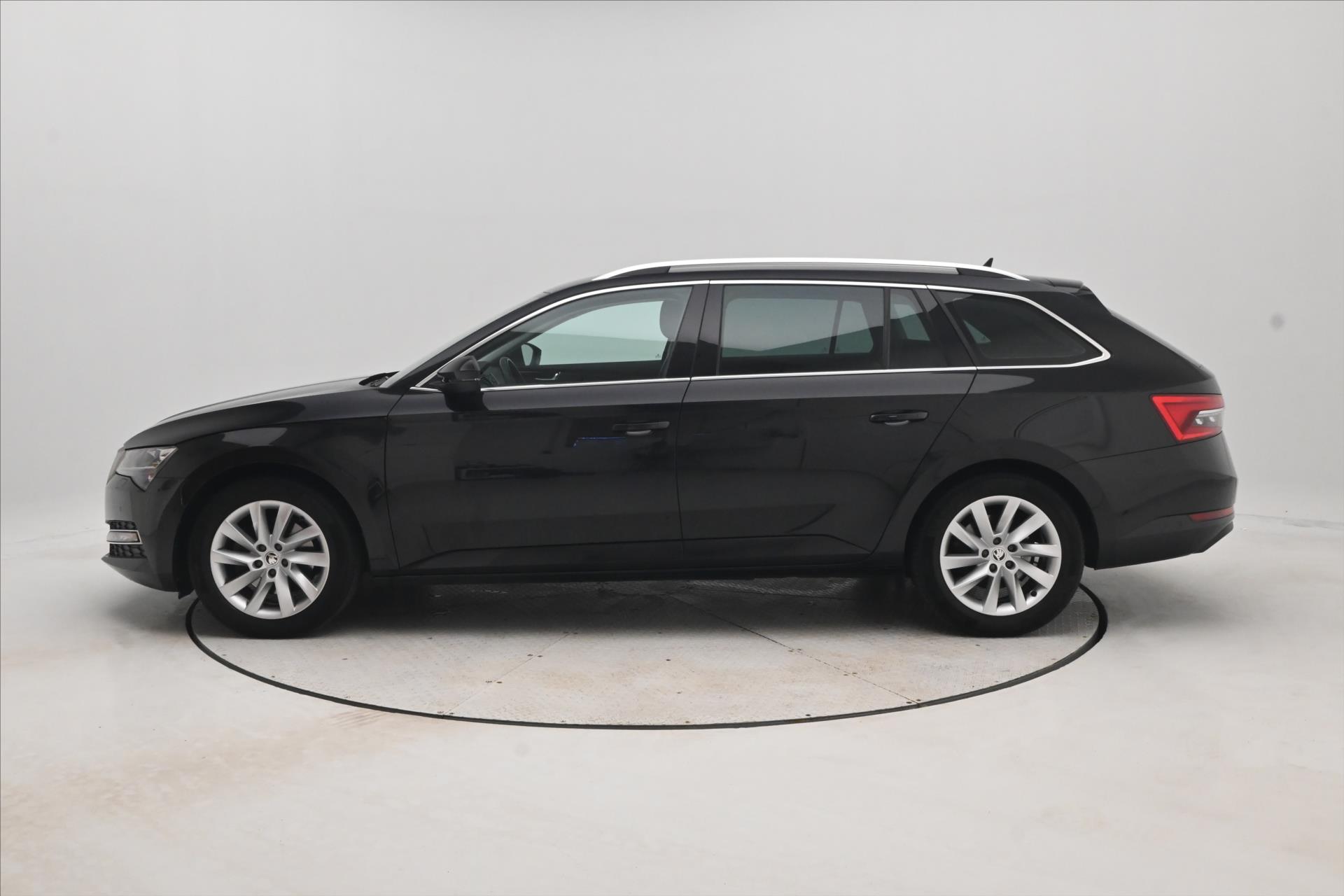 Hlavní fotografie vozu Škoda Superb 2,0 TDI 110 kW DSG Style Záruka až 5 let (8)