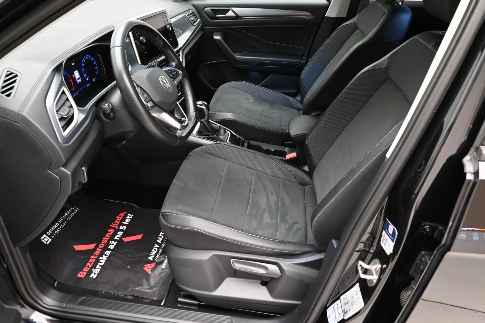 Hlavní fotografie vozu Volkswagen T-Roc 2,0 TDI 110kW DSG Style Plus Záruka až 5 let (14)