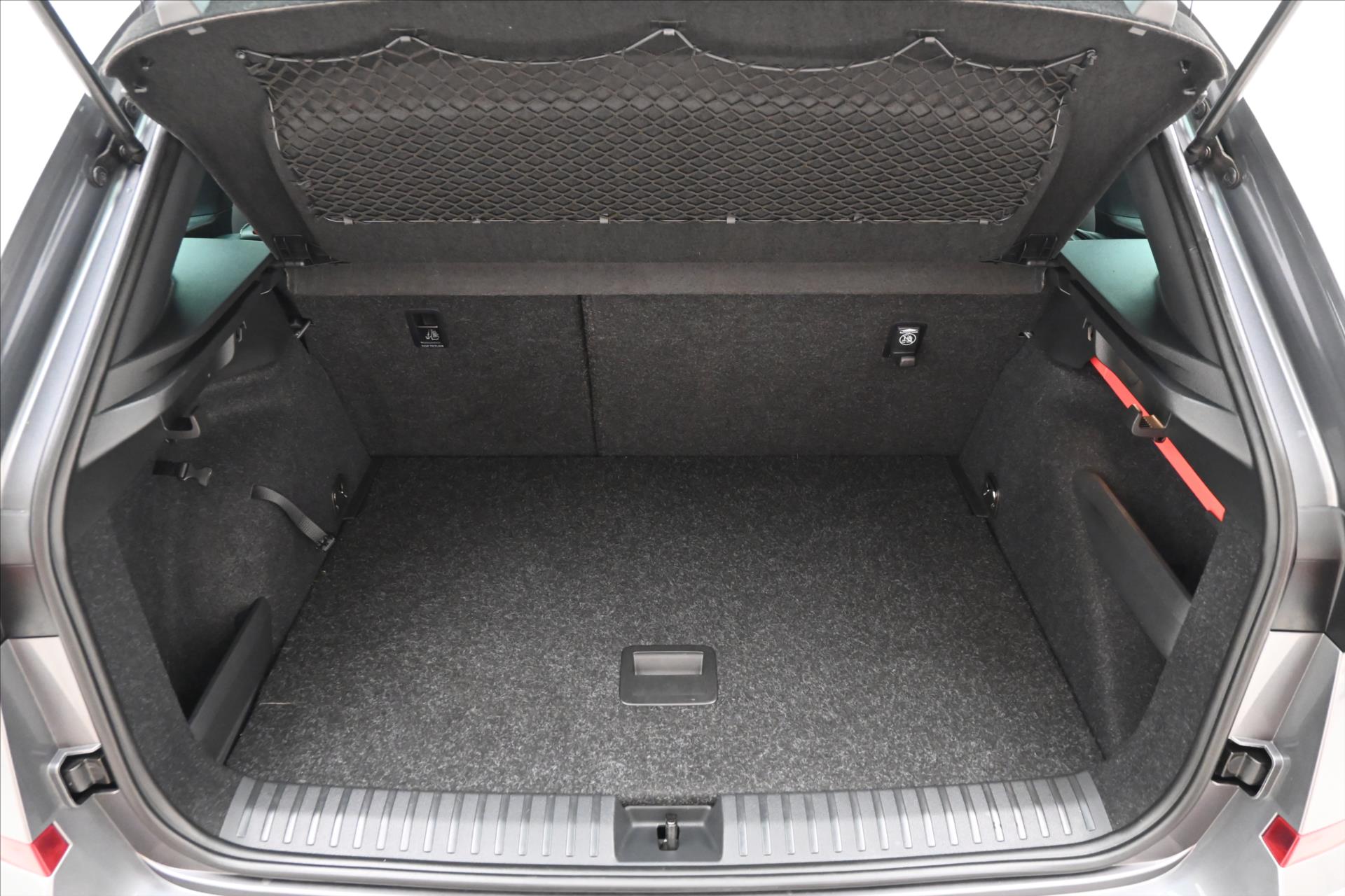 Hlavní fotografie vozu Škoda Kamiq 1,0 TSI 81 kW MONTE CARLO Záruka až 5 let (10)